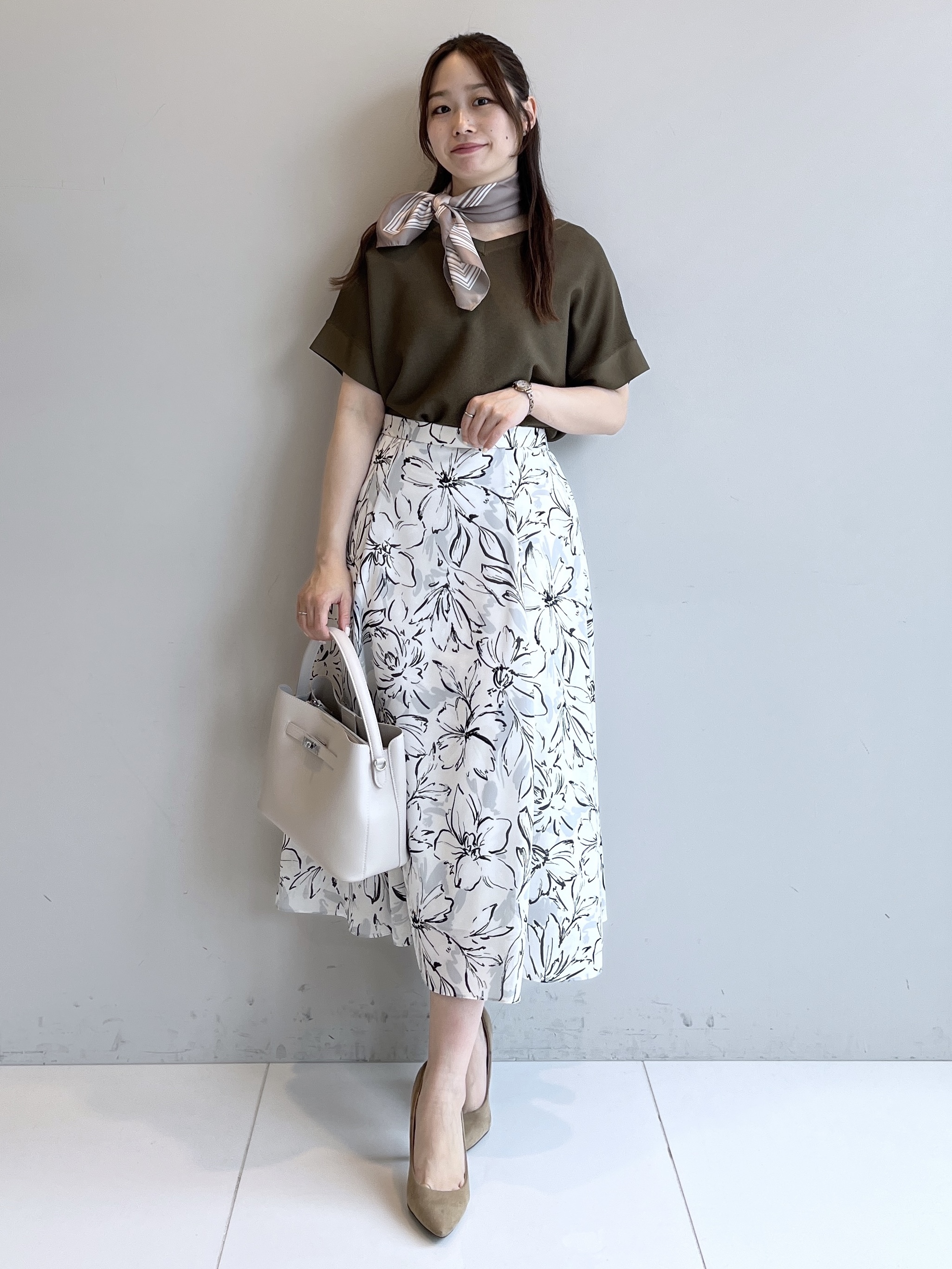 Saekoさんの「UNTITLED｜【11色展開/体型カバー】前後2WAYフレンチスリーブニット」を使ったコーディネート