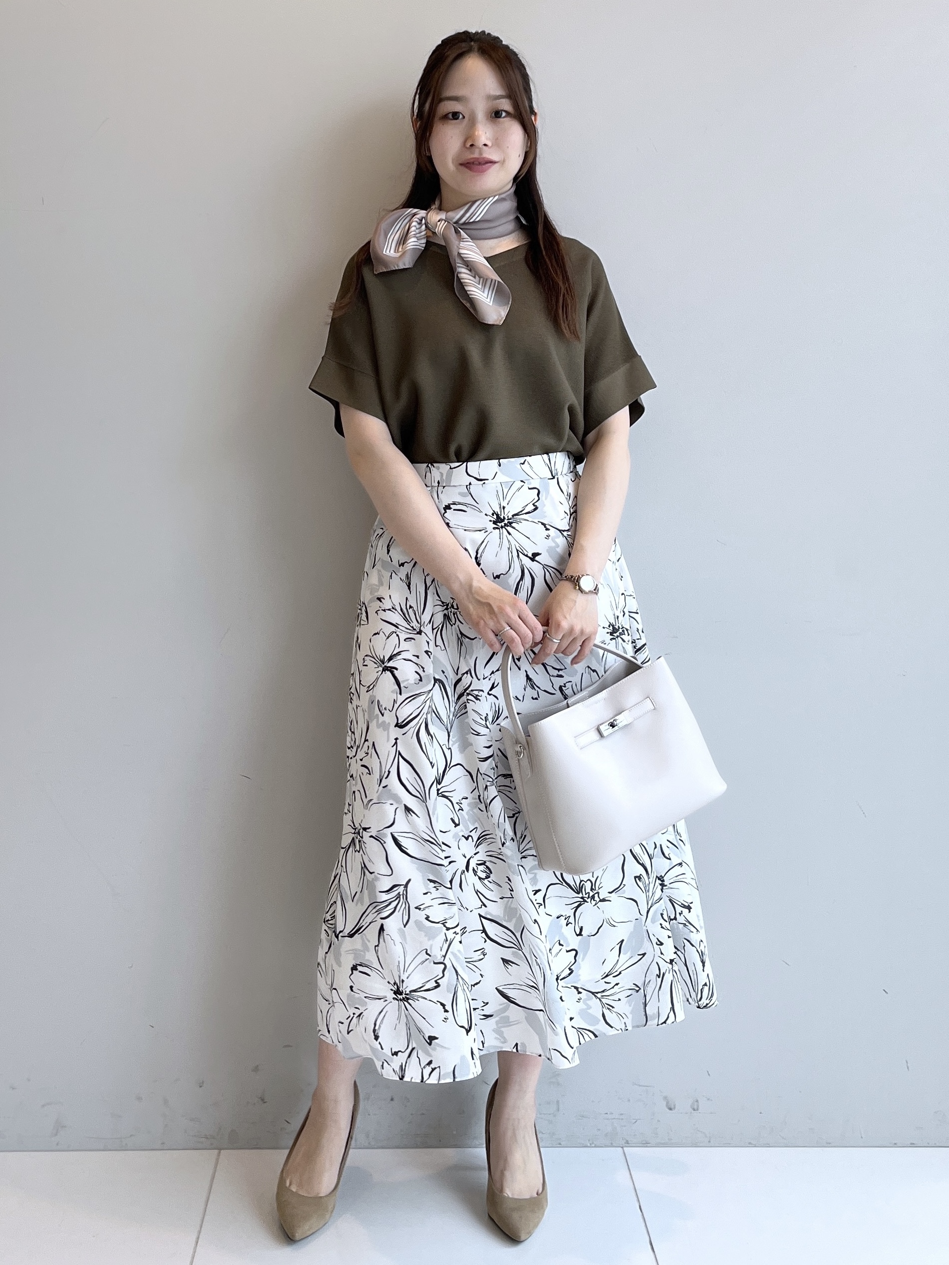 Saekoさんの「UNTITLED｜【11色展開/体型カバー】前後2WAYフレンチスリーブニット」を使ったコーディネート