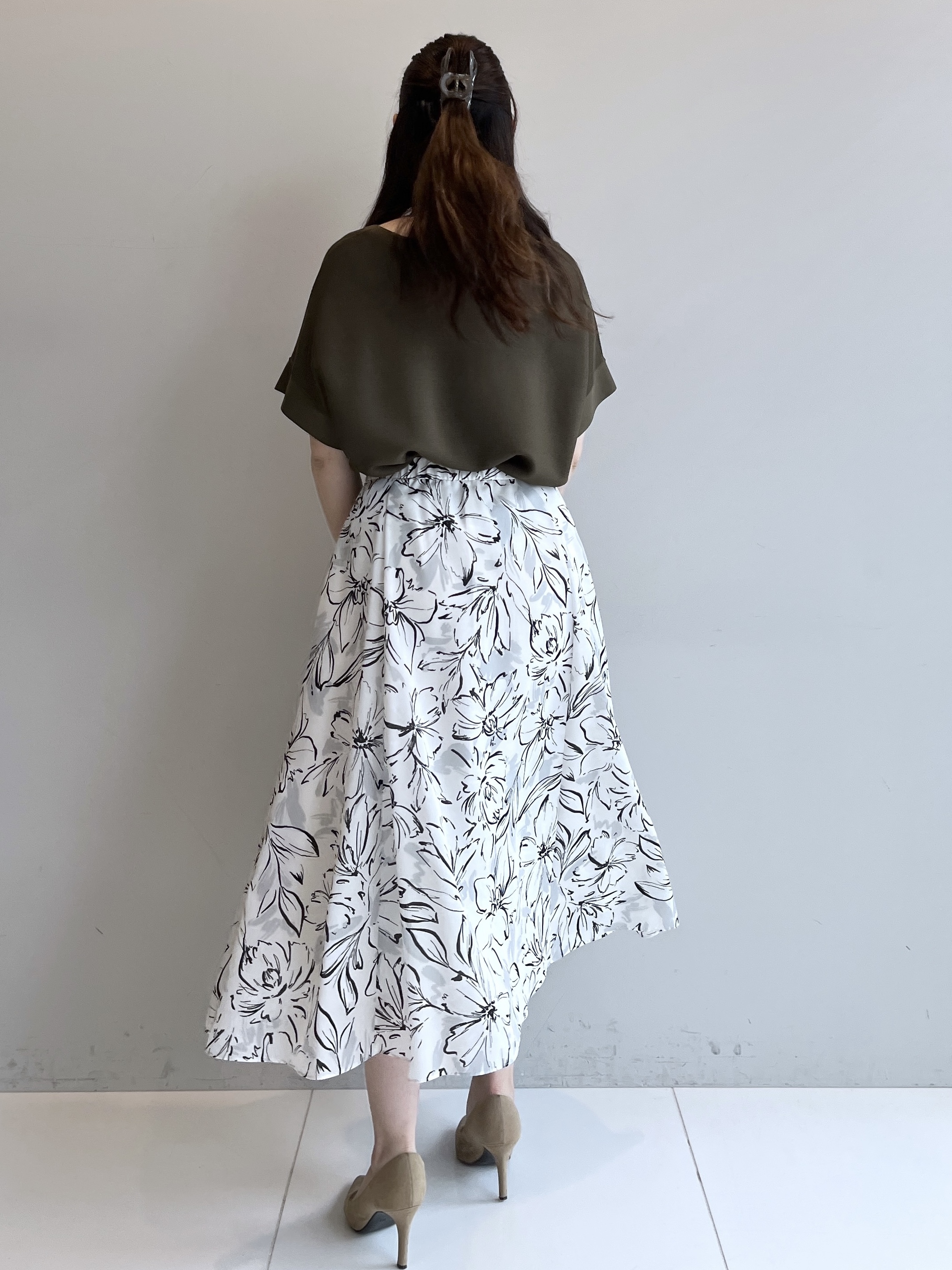 Saekoさんの「UNTITLED｜【11色展開/体型カバー】前後2WAYフレンチスリーブニット」を使ったコーディネート