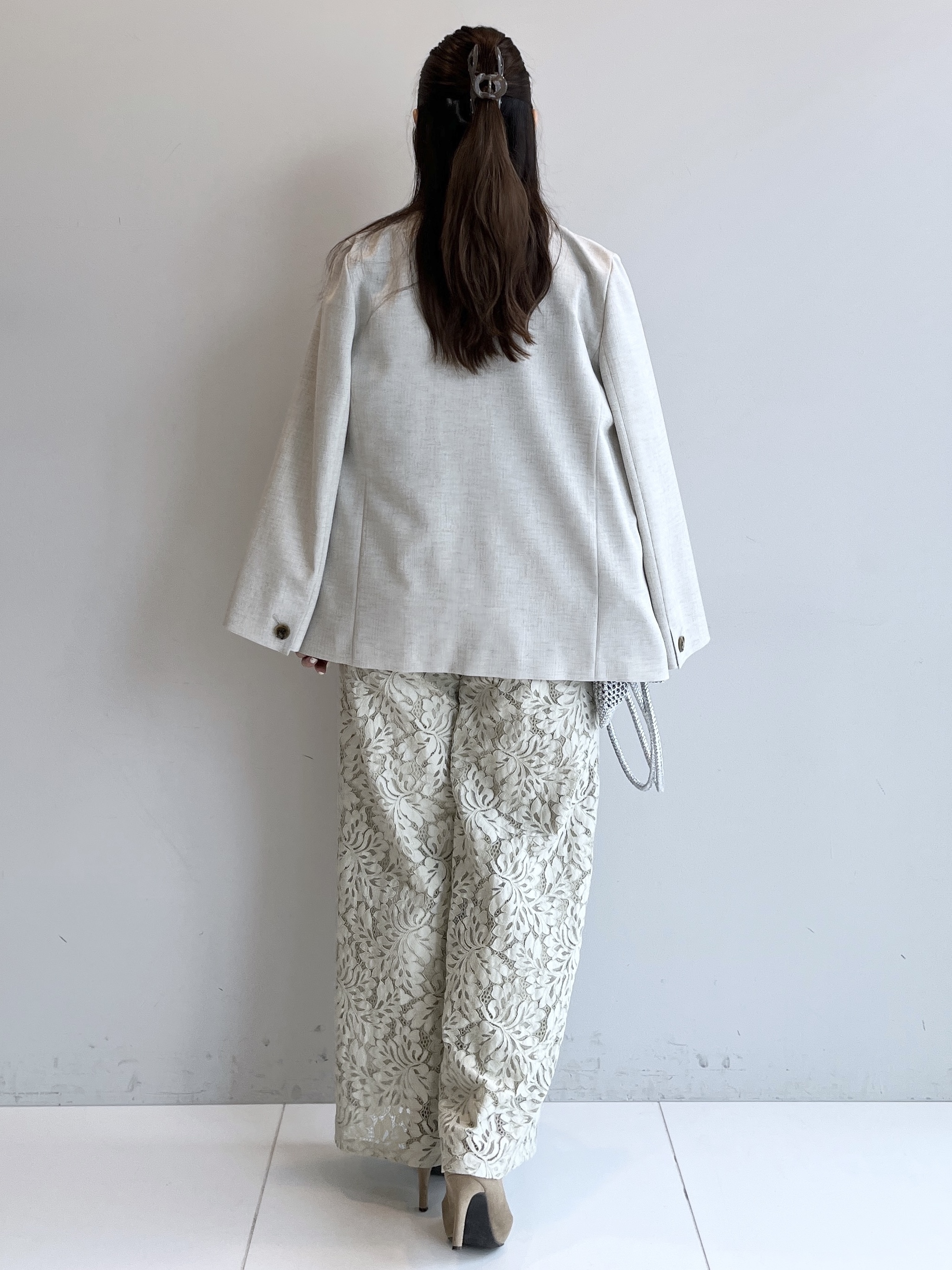 Saekoさんの「UNTITLED｜【セットアップ可/UVカット/前後2WAY】リラクシーフレンチスリーブブラウス」を使ったコーディネート