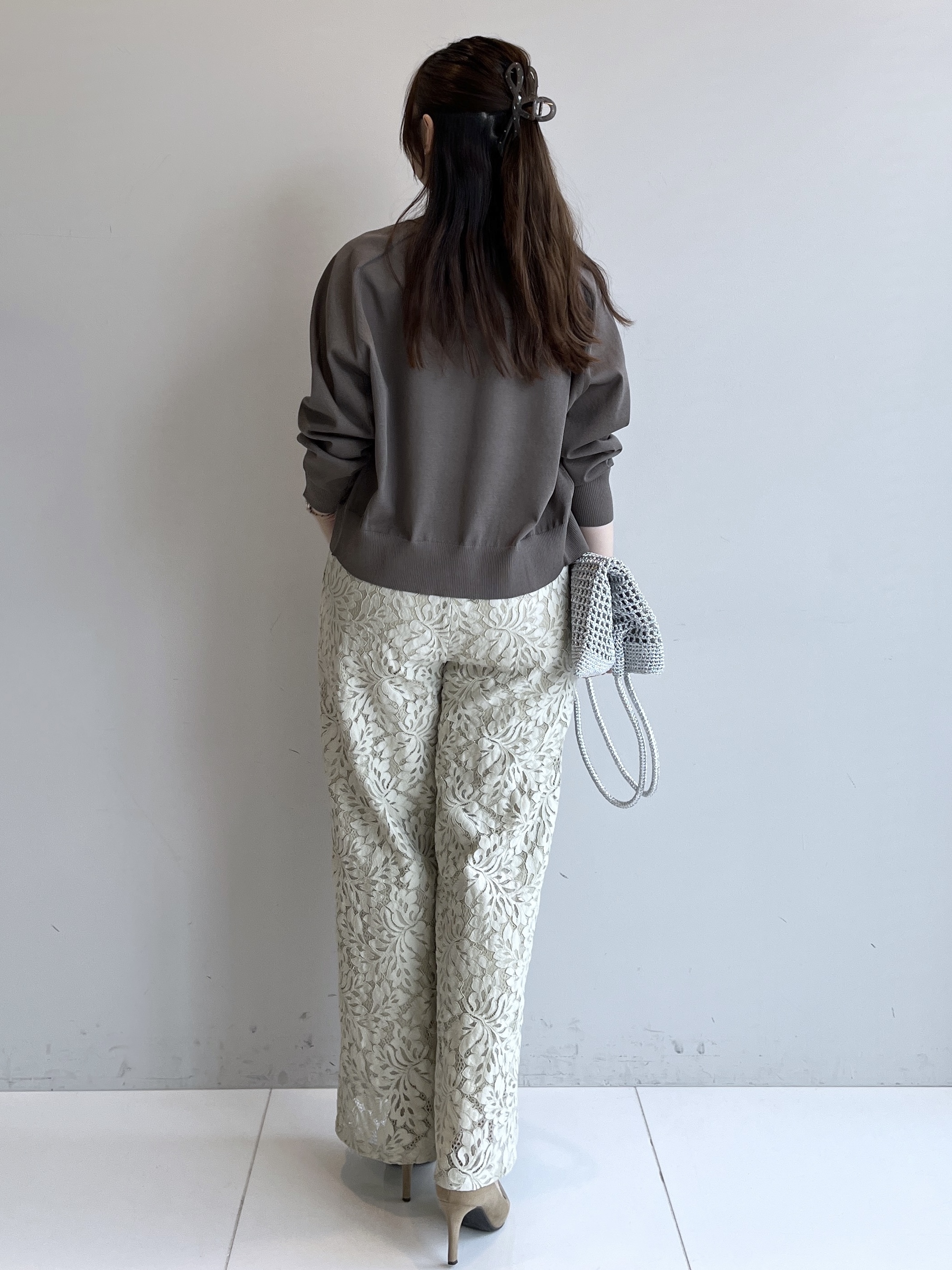 Saekoさんの「UNTITLED｜【アンサンブル可/日除け・冷房対策】シアーレーヨンZIPカーディガン」を使ったコーディネート