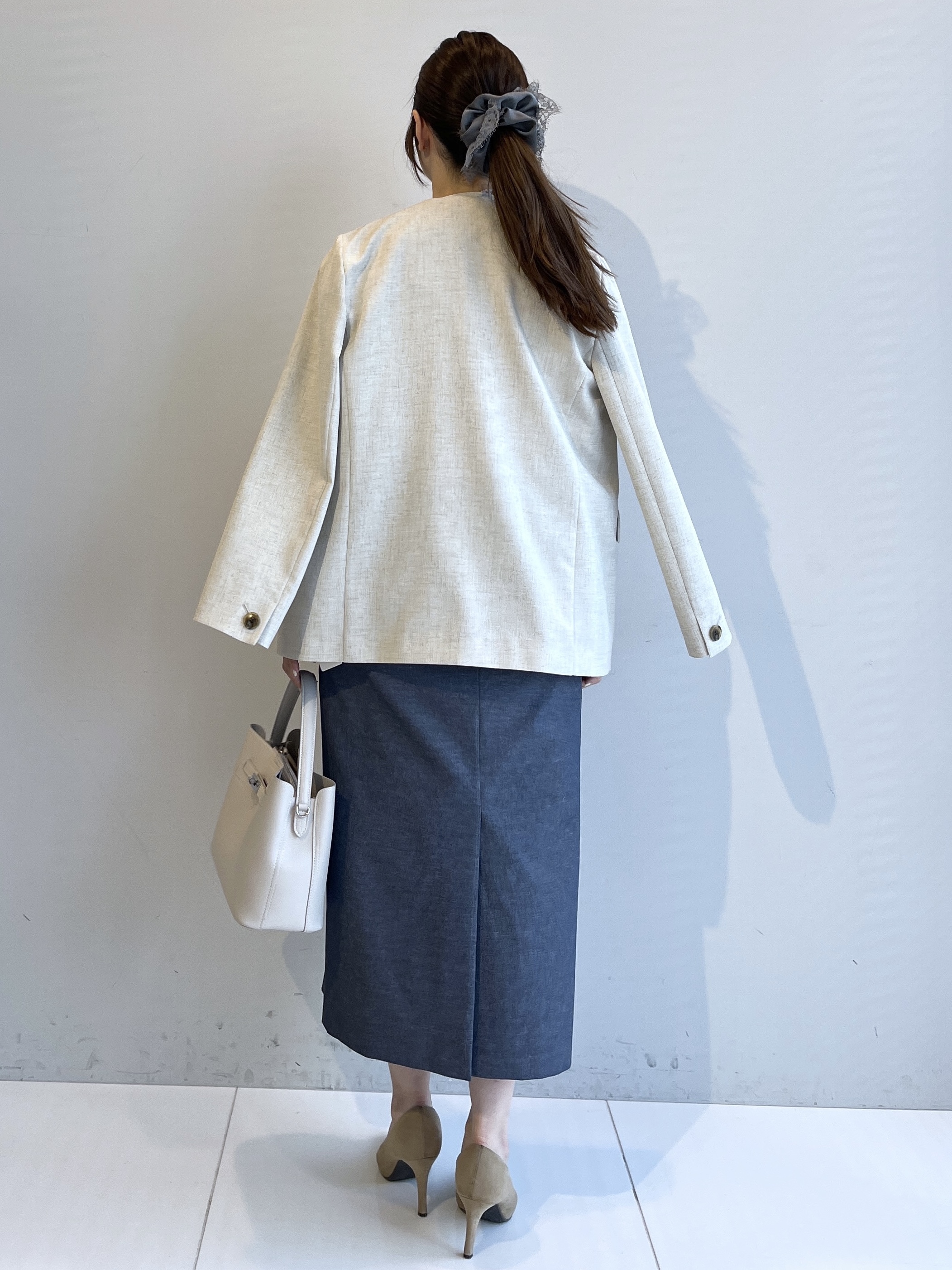 Saekoさんの「UNTITLED｜【さらりと快適/セットアップ可/UV/接触冷感】スラブカラーレスジャケット」を使ったコーディネート