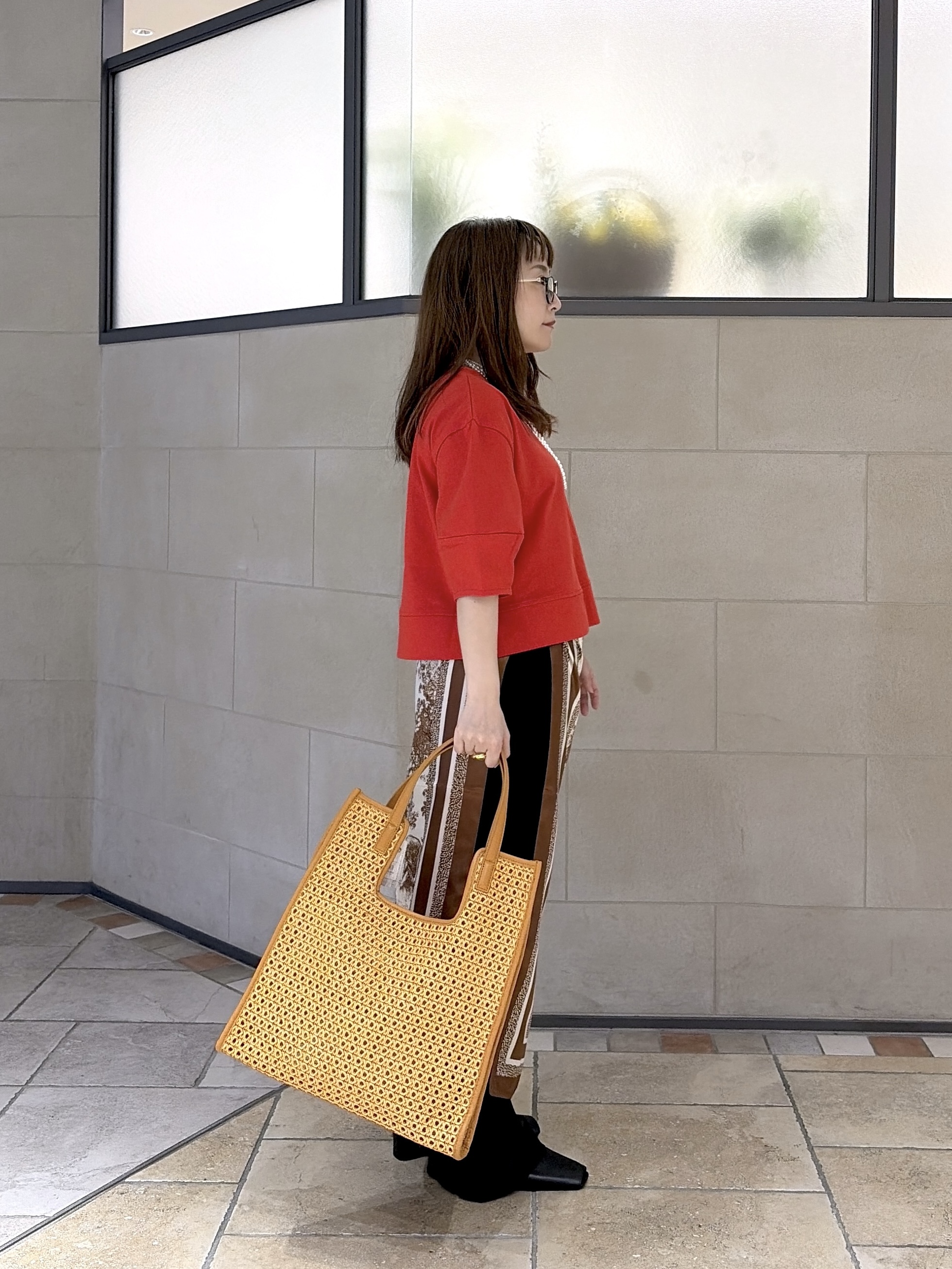 よねさんの「INDIVI｜ハーフスリーブフォルムカットソー【再入荷／マシンウォッシュ／接触冷感】」を使ったコーディネート