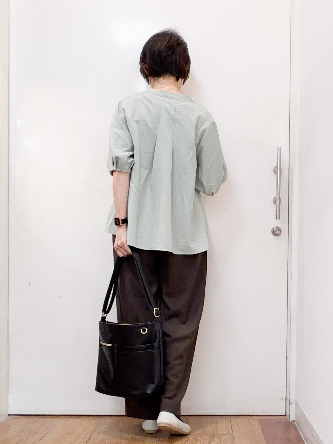 みぃさんの「SHOO･LA･RUE｜【高レビュー/洗濯後しわになりにくい/インせず着られる】自然に体型カバー 麻調ペプラムブラウス」を使ったコーディネート