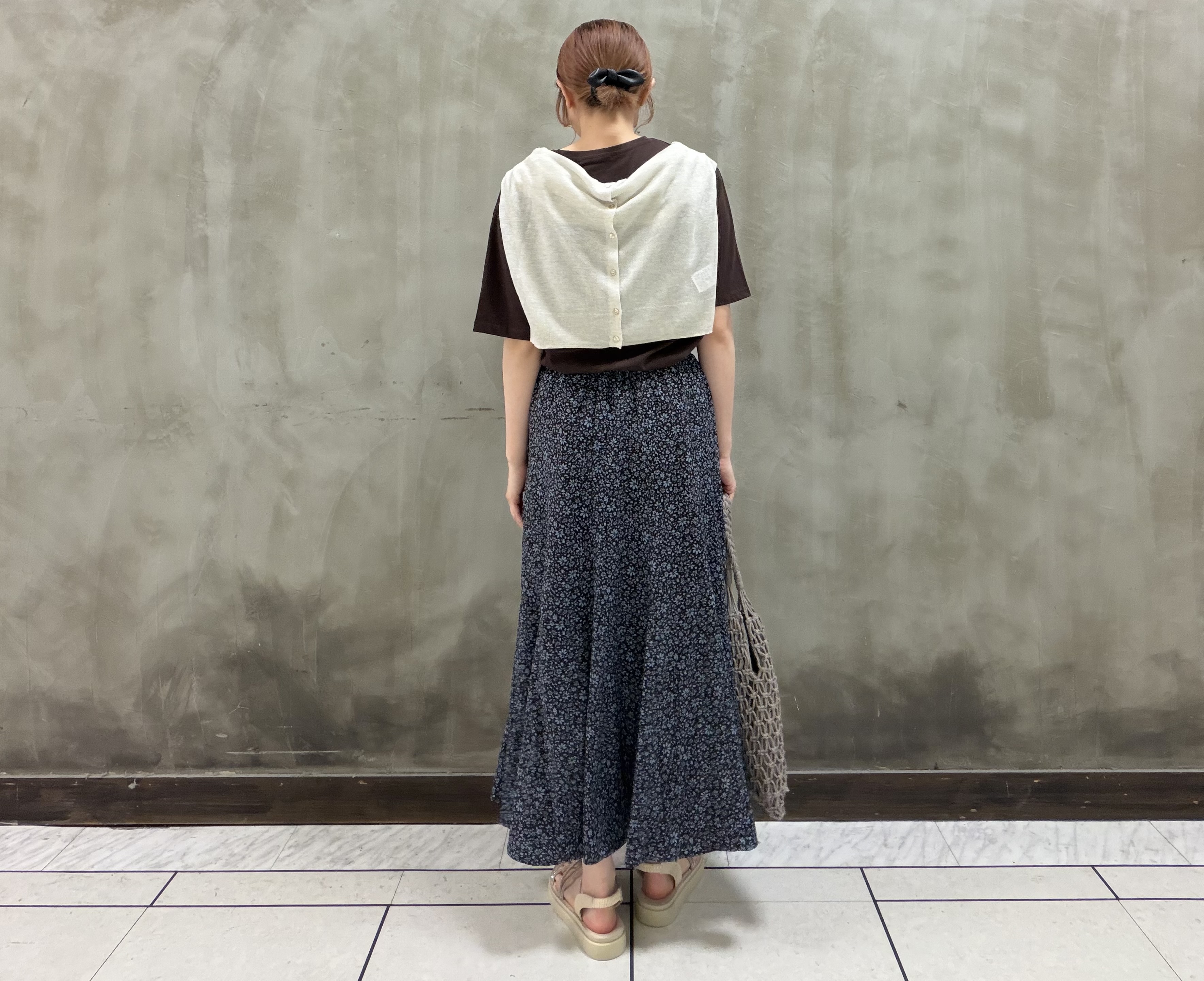 maiさんの「grove｜高評価！【洗える/名品】大人の透け感、シアーカーディガン」を使ったコーディネート