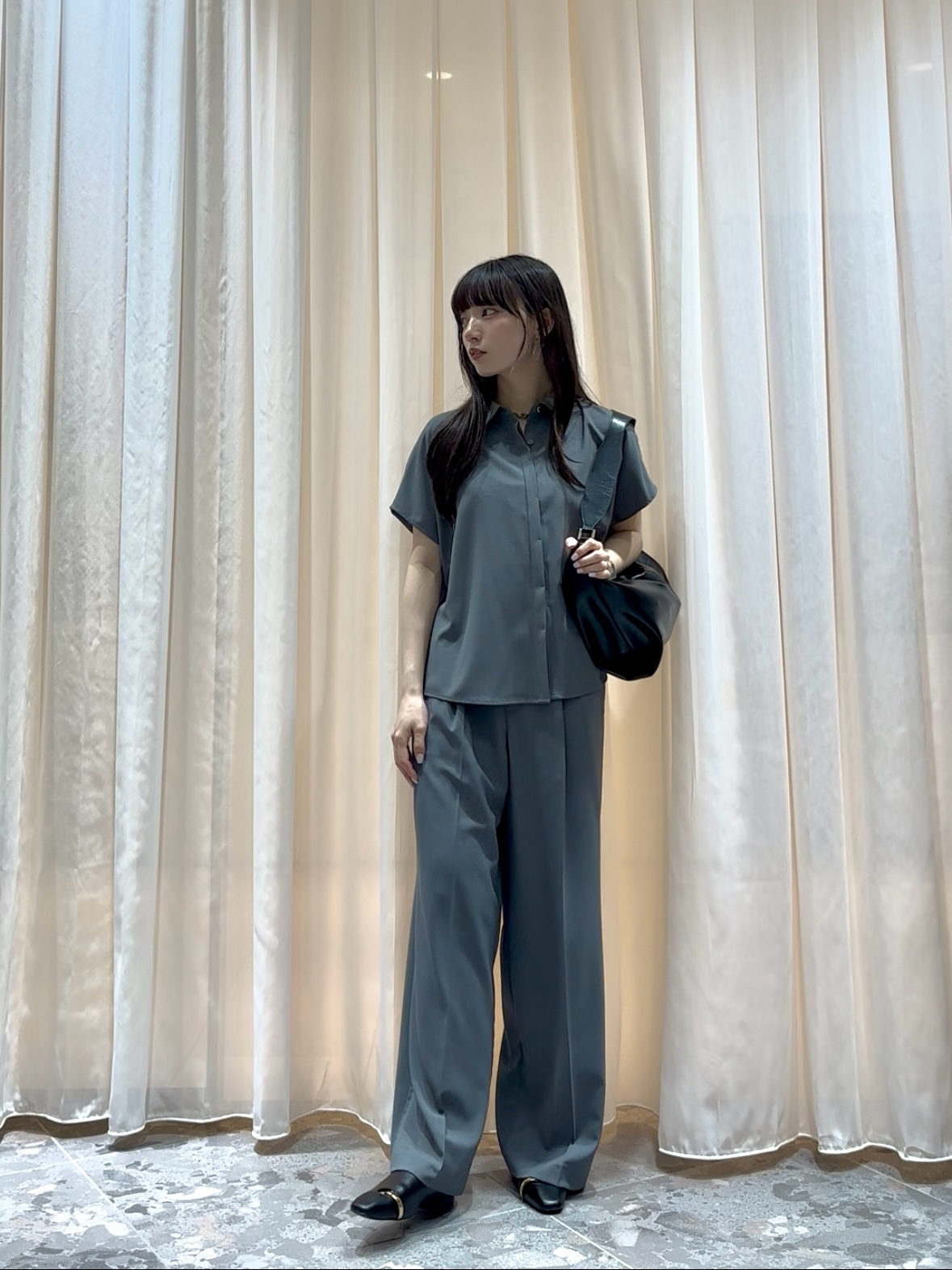 ibukiさんの「INDIVI｜Comfy SET UP｜フレアスリーブブラウス【セットアップ対応／通勤／カセット服／接触冷感／UV」を使ったコーディネート