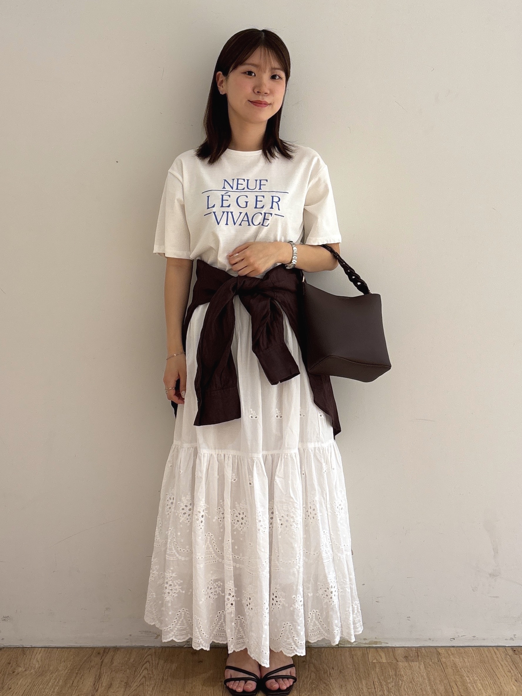 mireiさんの「OPAQUE.CLIP｜ロゴプリントアソートTシャツ【洗濯機OK】」を使ったコーディネート
