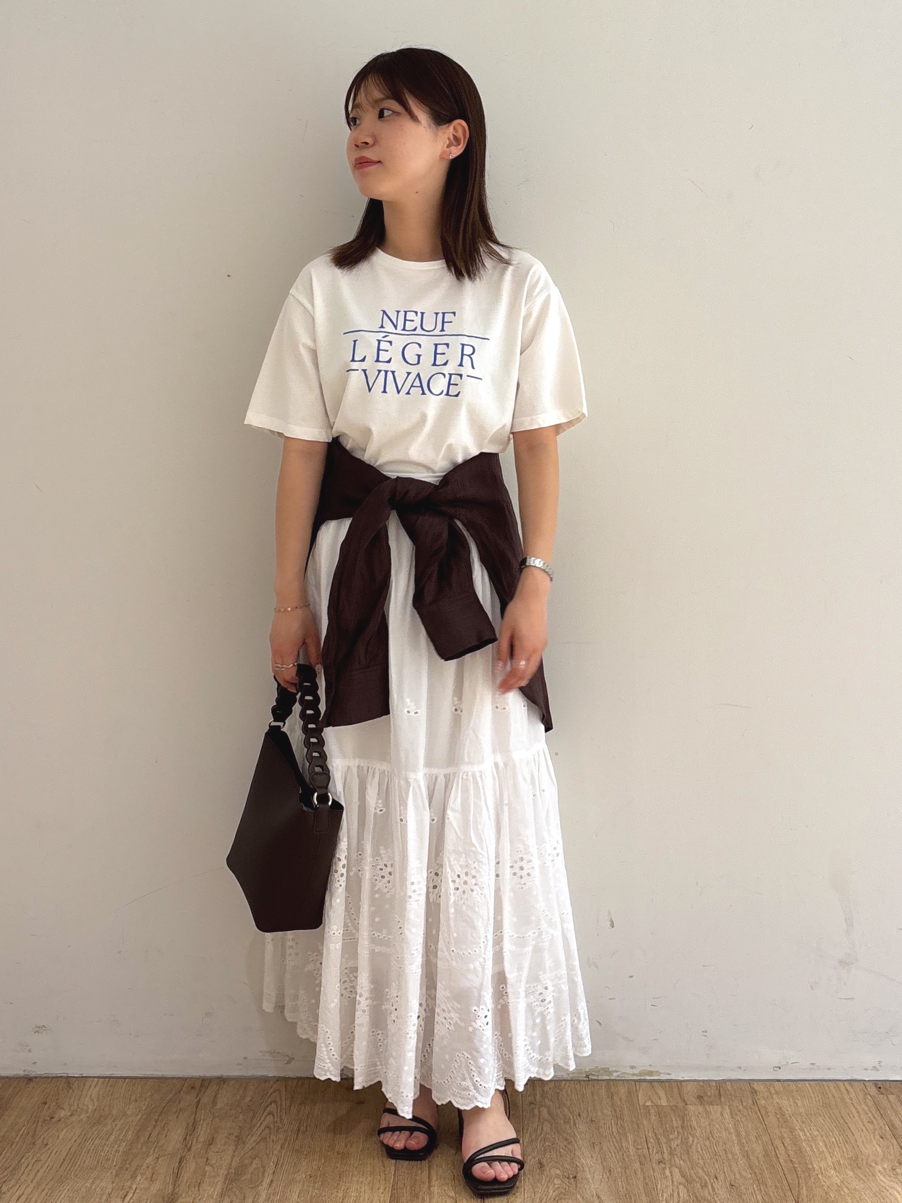 mireiさんの「OPAQUE.CLIP｜ロゴプリントアソートTシャツ【洗濯機OK】」を使ったコーディネート