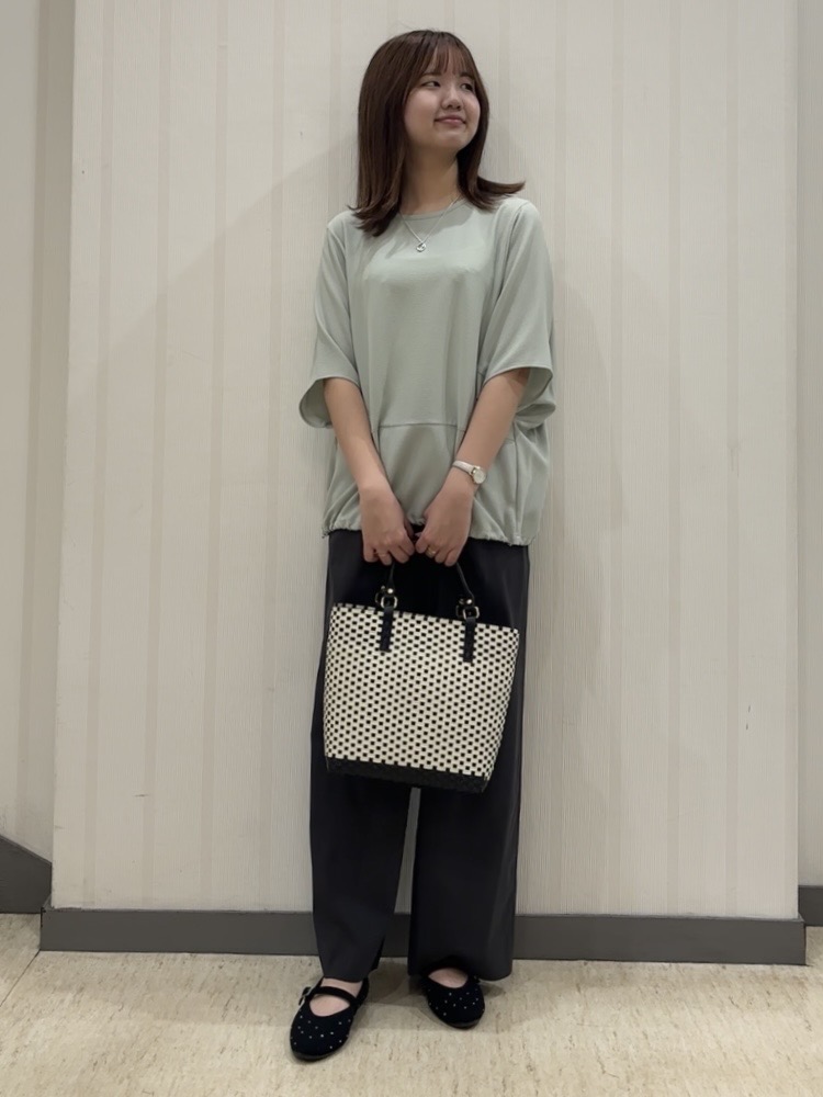 ちひさんの「INDIVI｜【洗える／2WAY／裾ドロスト付き】 ドルマンスリーブチュニックトップス」を使ったコーディネート