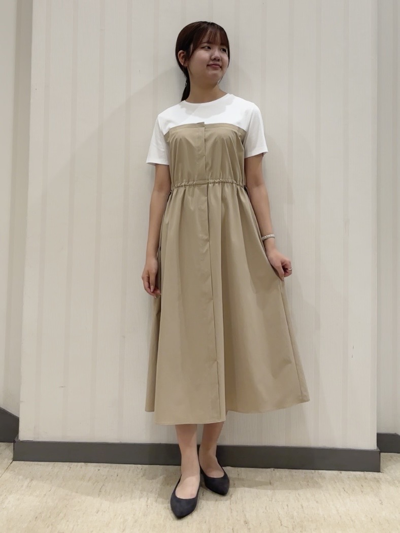 ちひさんの「INDIVI｜【洗える／1枚でキマる／ドロスト付】ビスチェ風ドッキングTワンピース」を使ったコーディネート