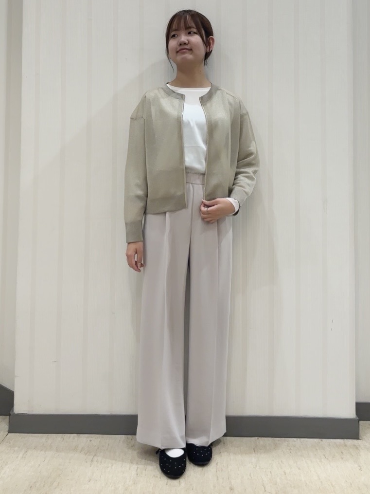 ちひさんの「INDIVI｜【褒められパンツ／洗える／ウエストゴム】ワイドタックパンツ」を使ったコーディネート