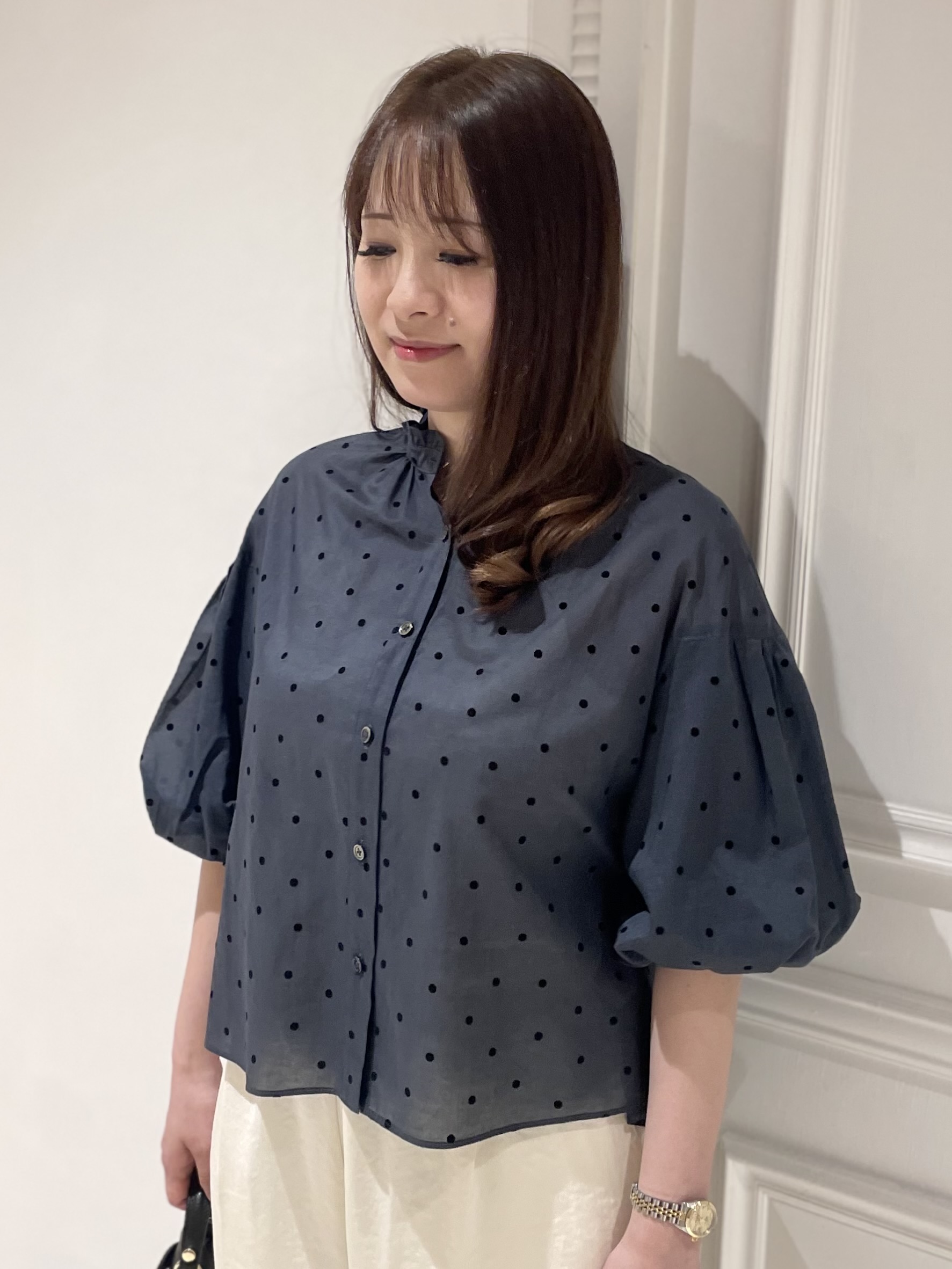 minowaさんの「DRESSTERIOR｜【ウォッシャブル/ウエストゴム】サテンイージーパンツ」を使ったコーディネート