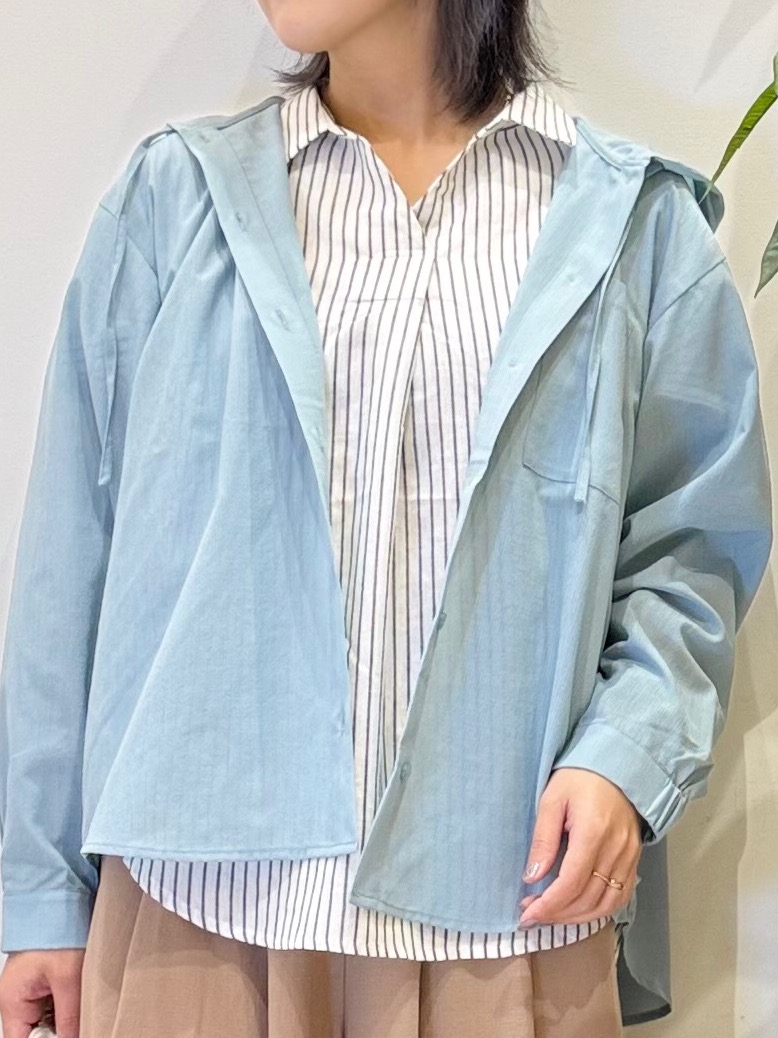 misakiさんの「SHOO･LA･RUE｜【さらり快適/洗濯機可/S-LL】UVカット機能付き ライトな着心地 ひんやりシャツパーカ」を使ったコーディネート