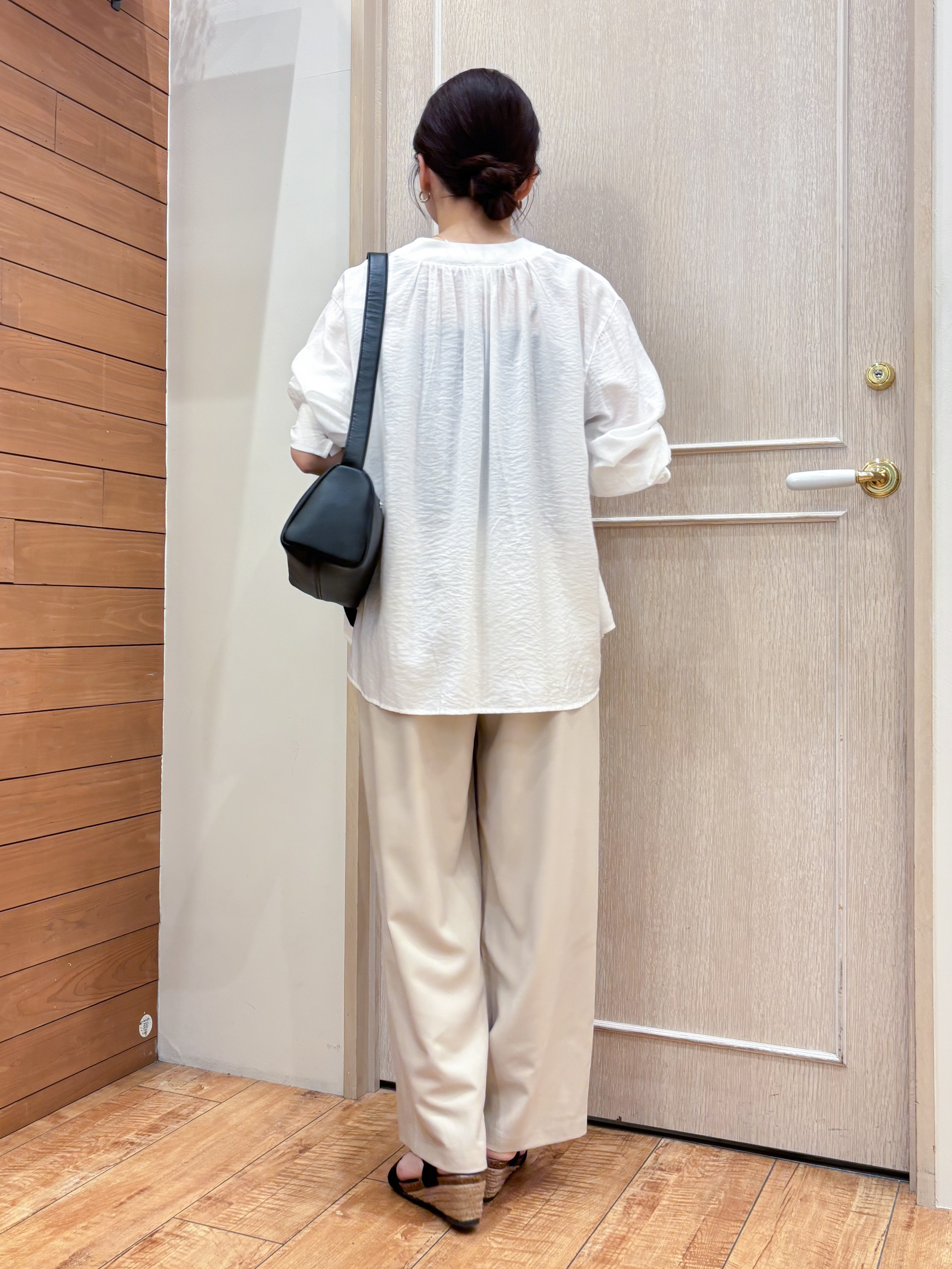 なみさんの「SHOO･LA･RUE｜【S-LL/体型カバー/Aライン】身体のラインを拾いにくい シアーシャツカーディガン」を使ったコーディネート