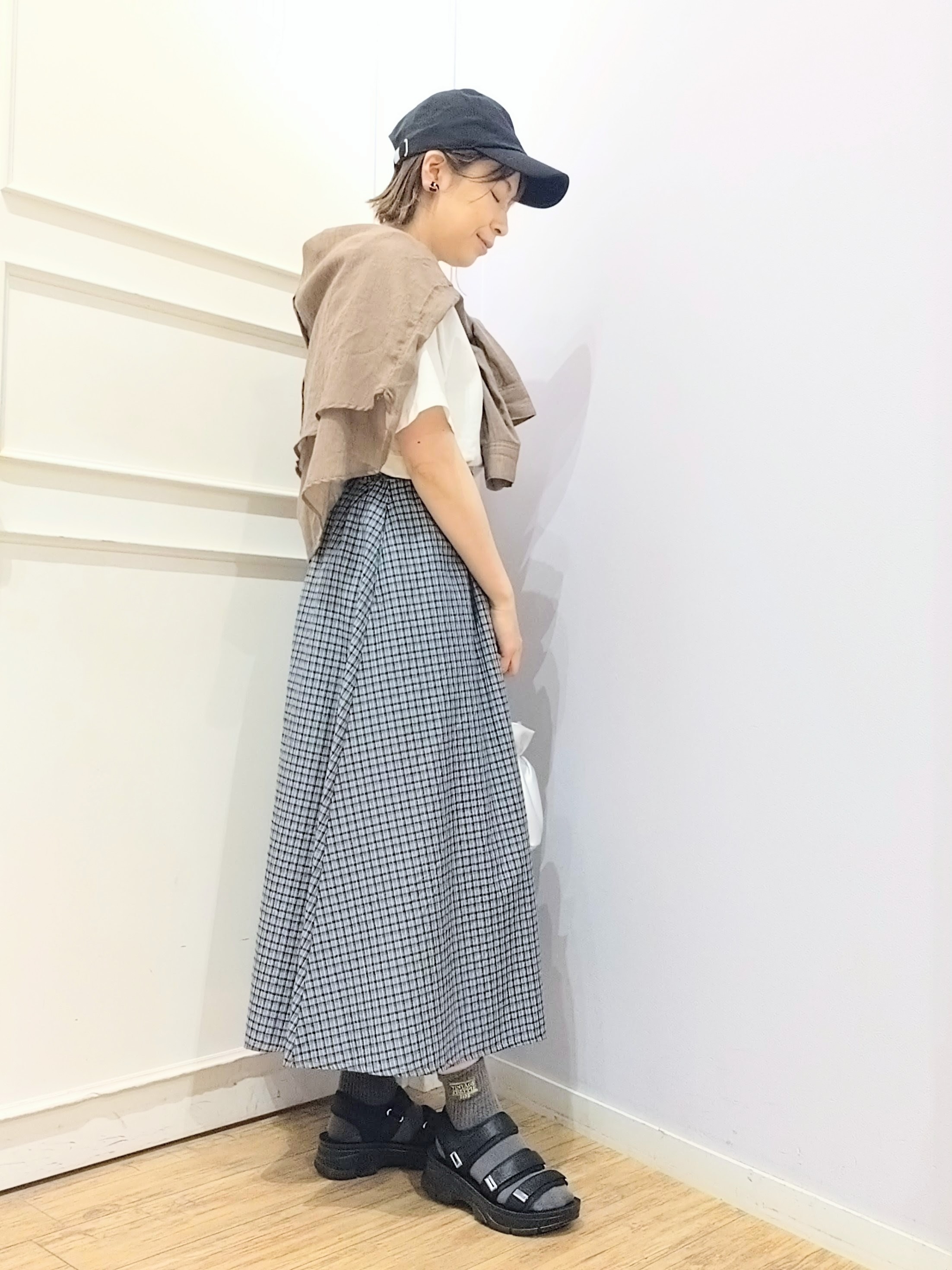 miomioさんの「SHOO･LA･RUE｜【体型カバー】ふんわり質感 やわらかこなれシアーシャツ」を使ったコーディネート