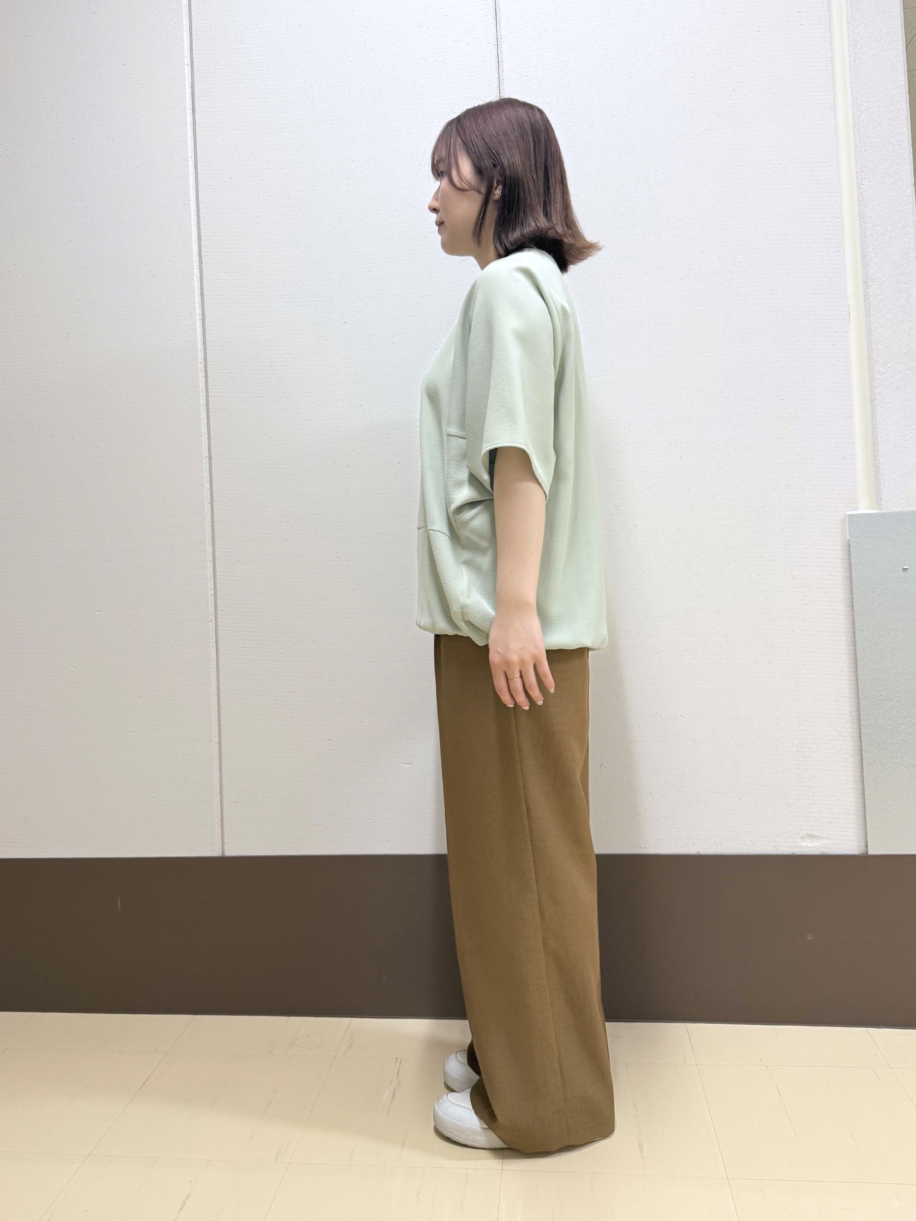 Rikoさんの「INDIVI｜【洗える／2WAY／裾ドロスト付き】 ドルマンスリーブチュニックトップス」を使ったコーディネート