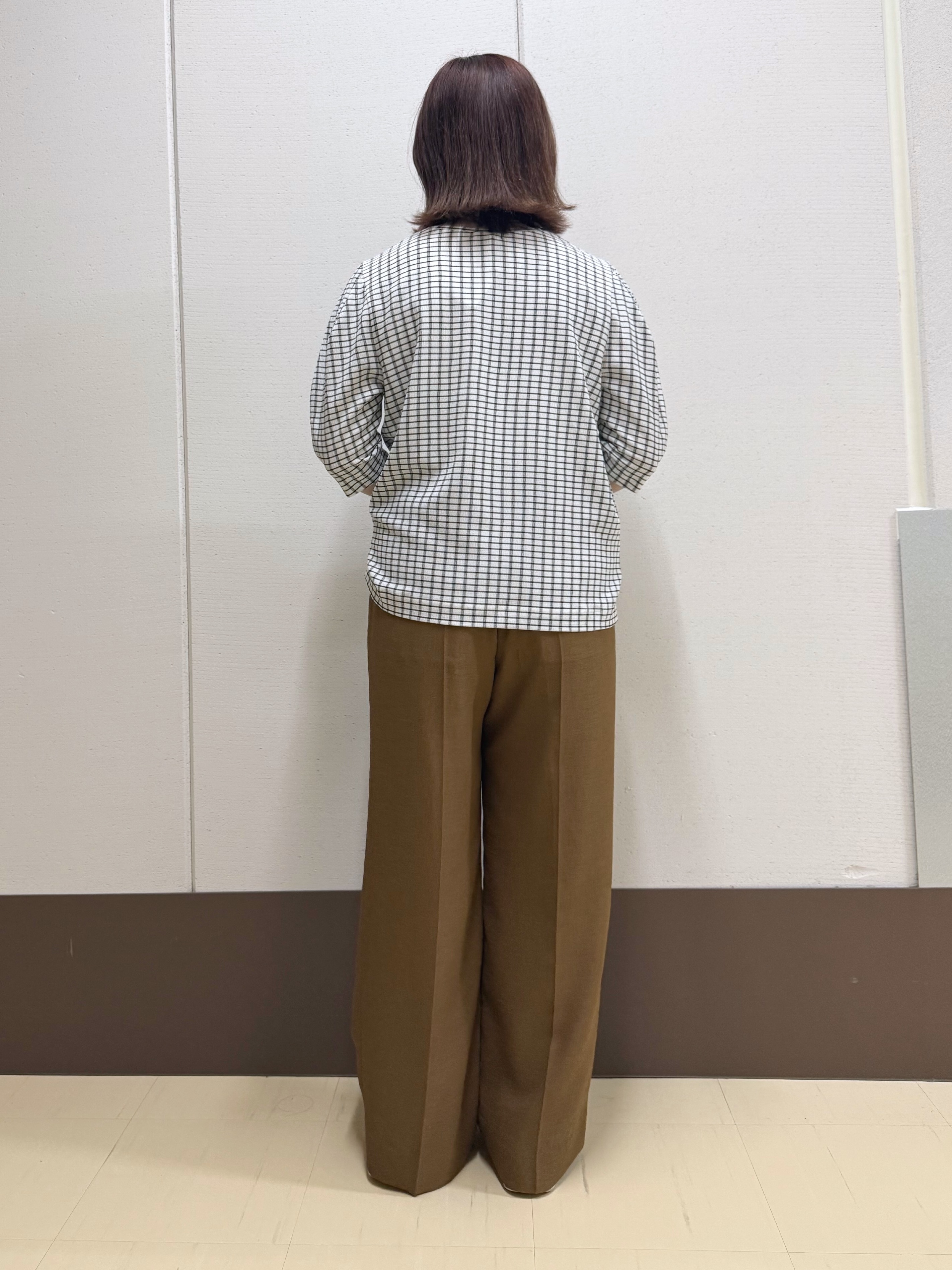 Rikoさんの「INDIVI｜【洗える／メッシュ素材／SETUP可能】ワイドパンツ」を使ったコーディネート