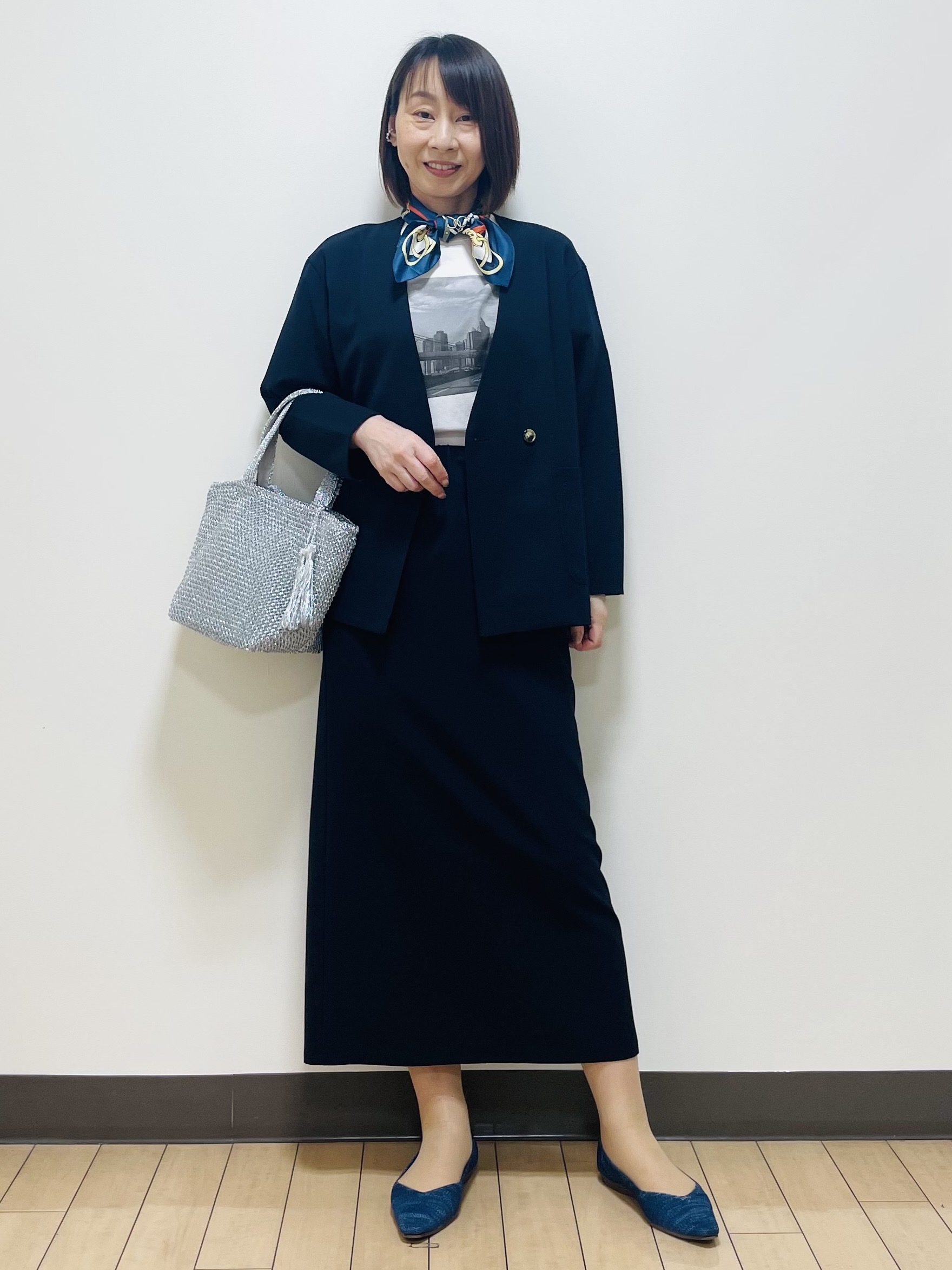 Riiさんの「Reflect｜【単品使い◎】ジャケット＋ナロースカートセット」を使ったコーディネート