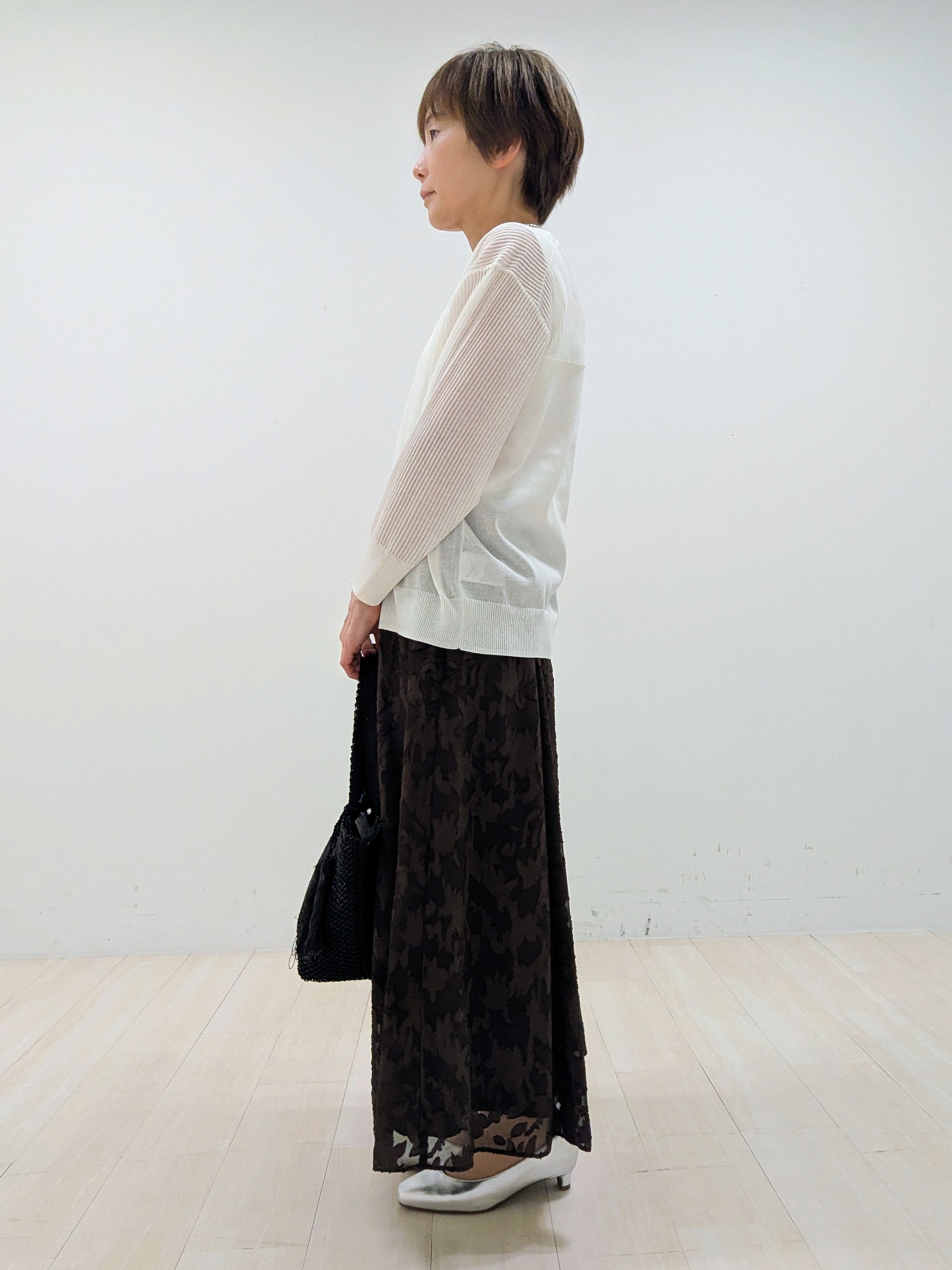 nishiさんの「Reflect｜Vネックニットカーディガン」を使ったコーディネート