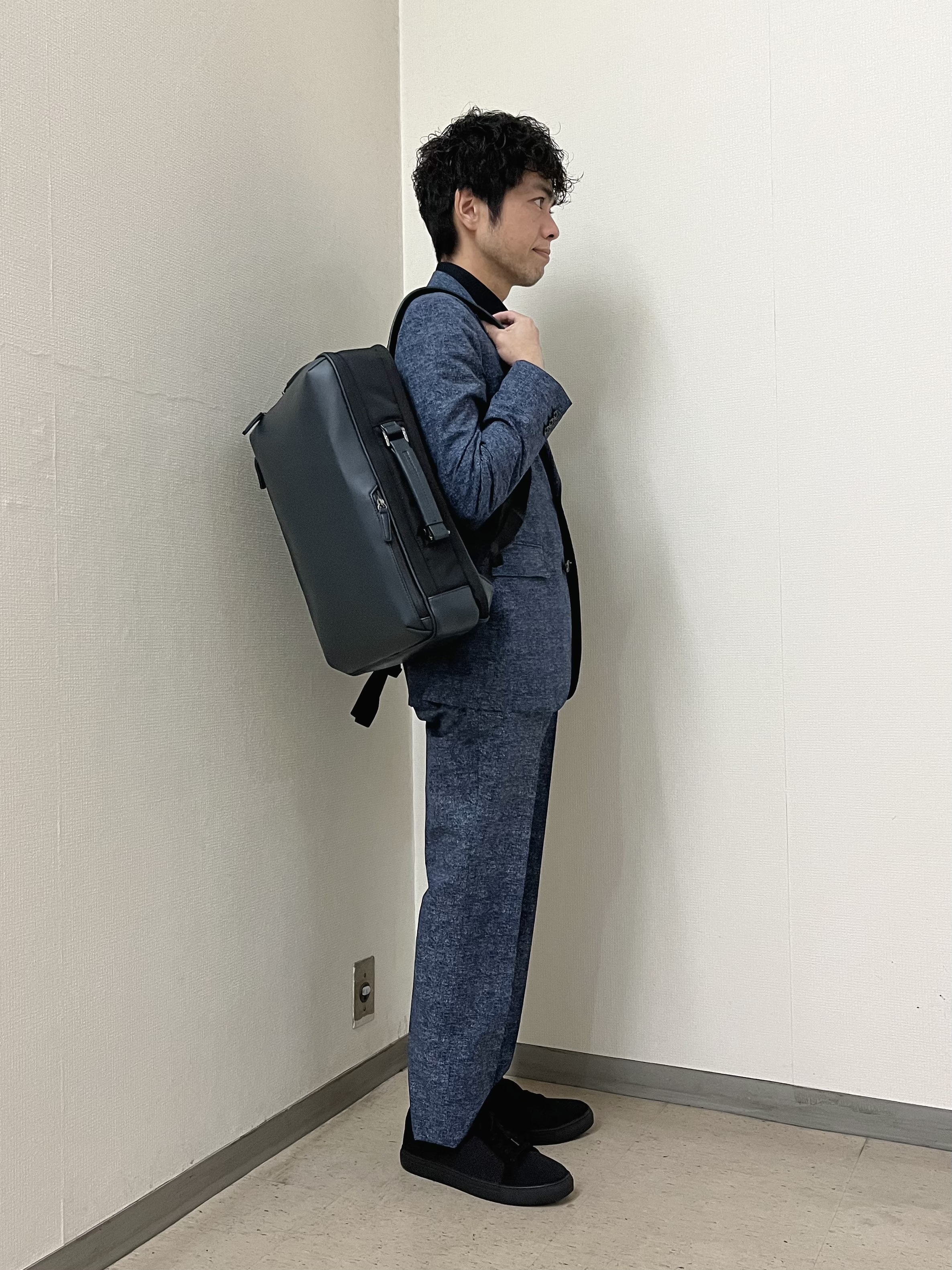 URAさんの「TAKEO KIKUCHI｜【抗菌防臭】COOL DOTS（R）ドビープリント ジャケット」を使ったコーディネート