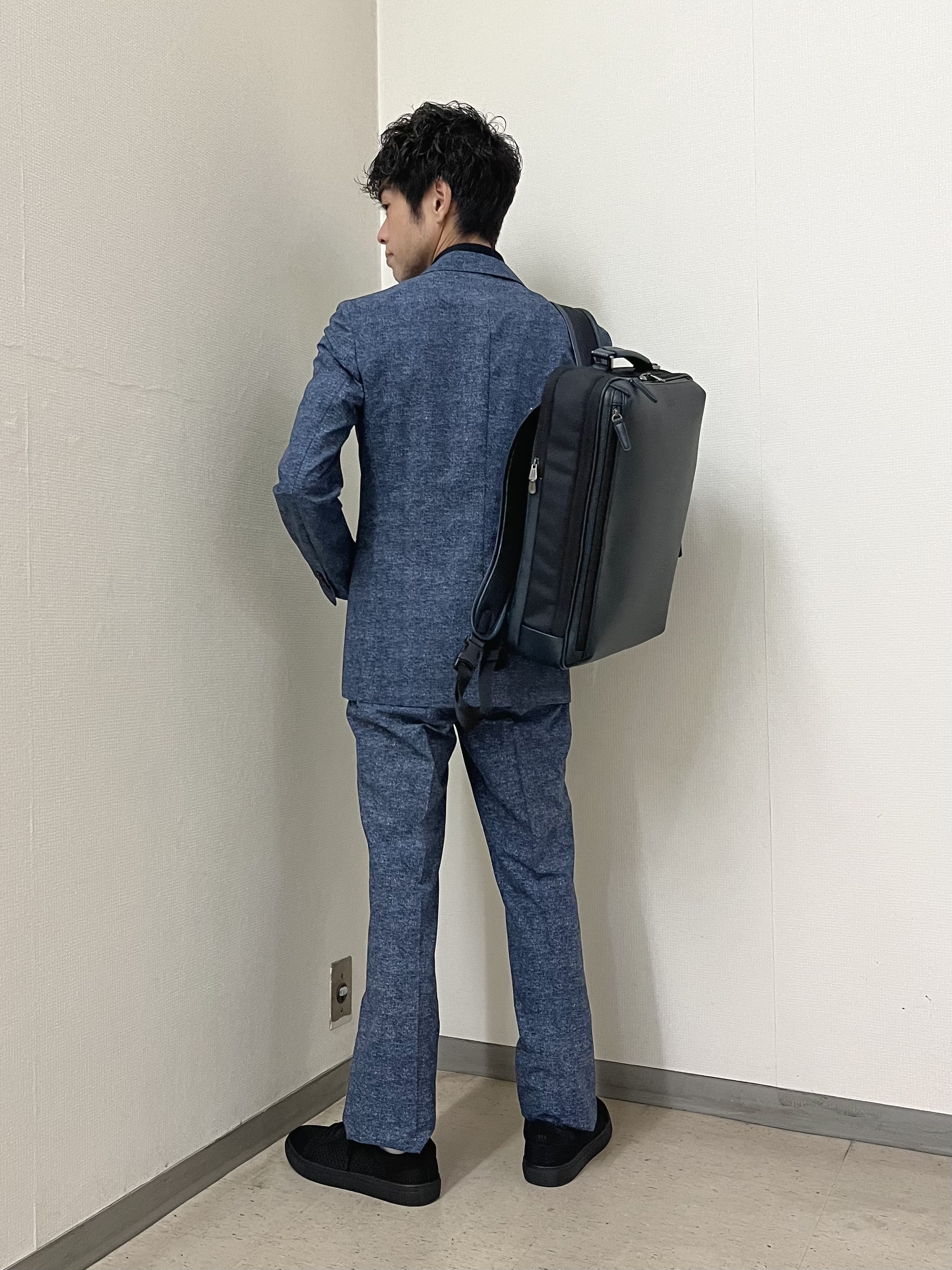 URAさんの「TAKEO KIKUCHI｜【抗菌防臭】COOL DOTS（R）ドビープリント ジャケット」を使ったコーディネート