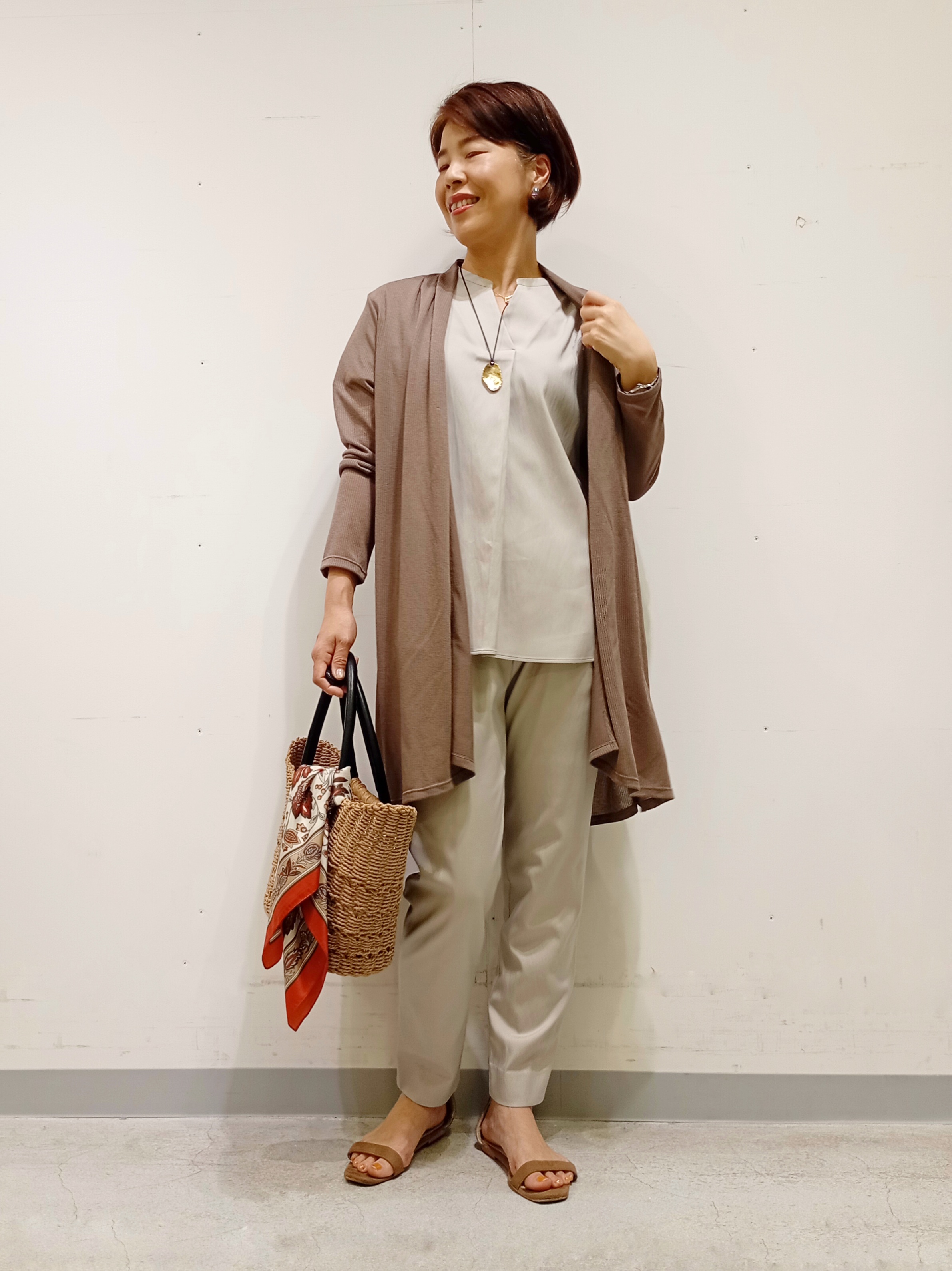 Kさんの「INDIVI｜【洗える／アンサンブル可能】シアースストライプカーディガン」を使ったコーディネート