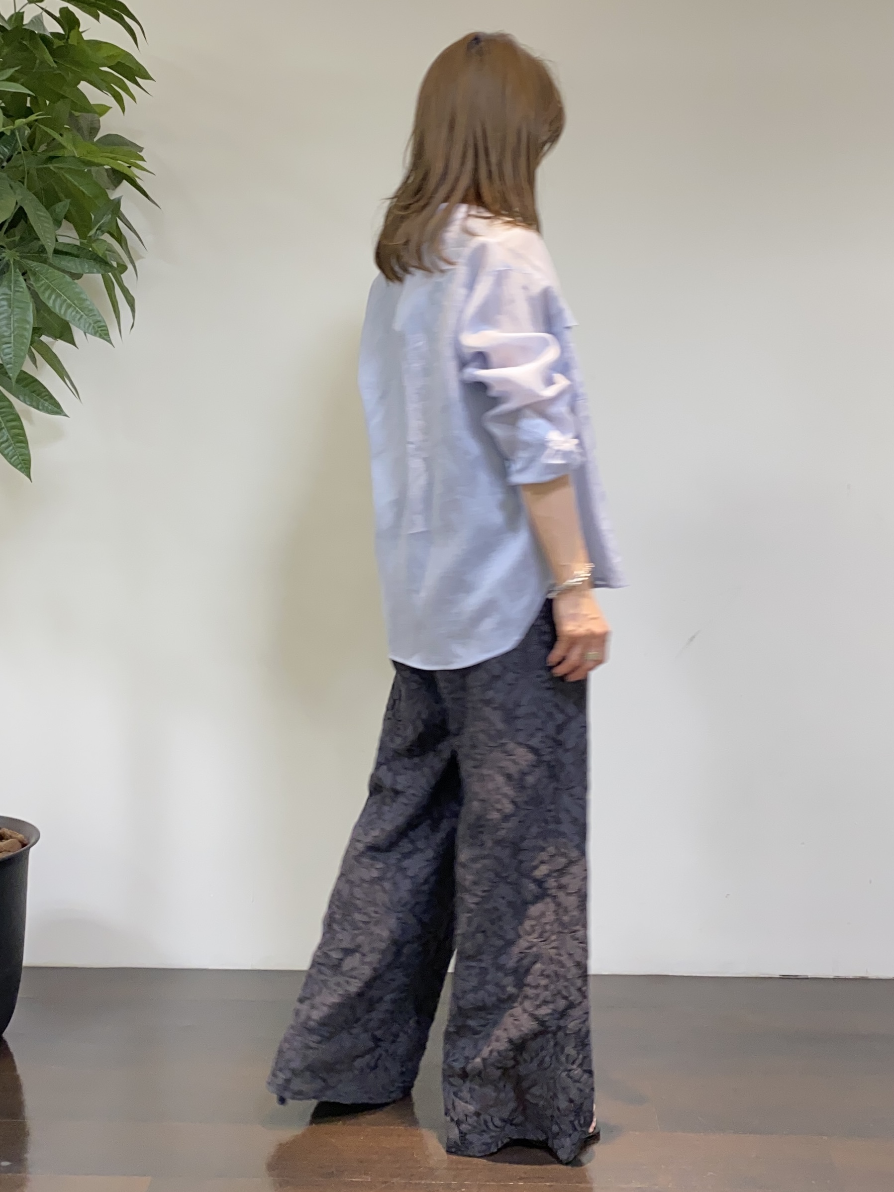 tomoさんの「UNTITLED｜【古畑星夏さん着用/接触冷感】ドライタッチシャツ」を使ったコーディネート