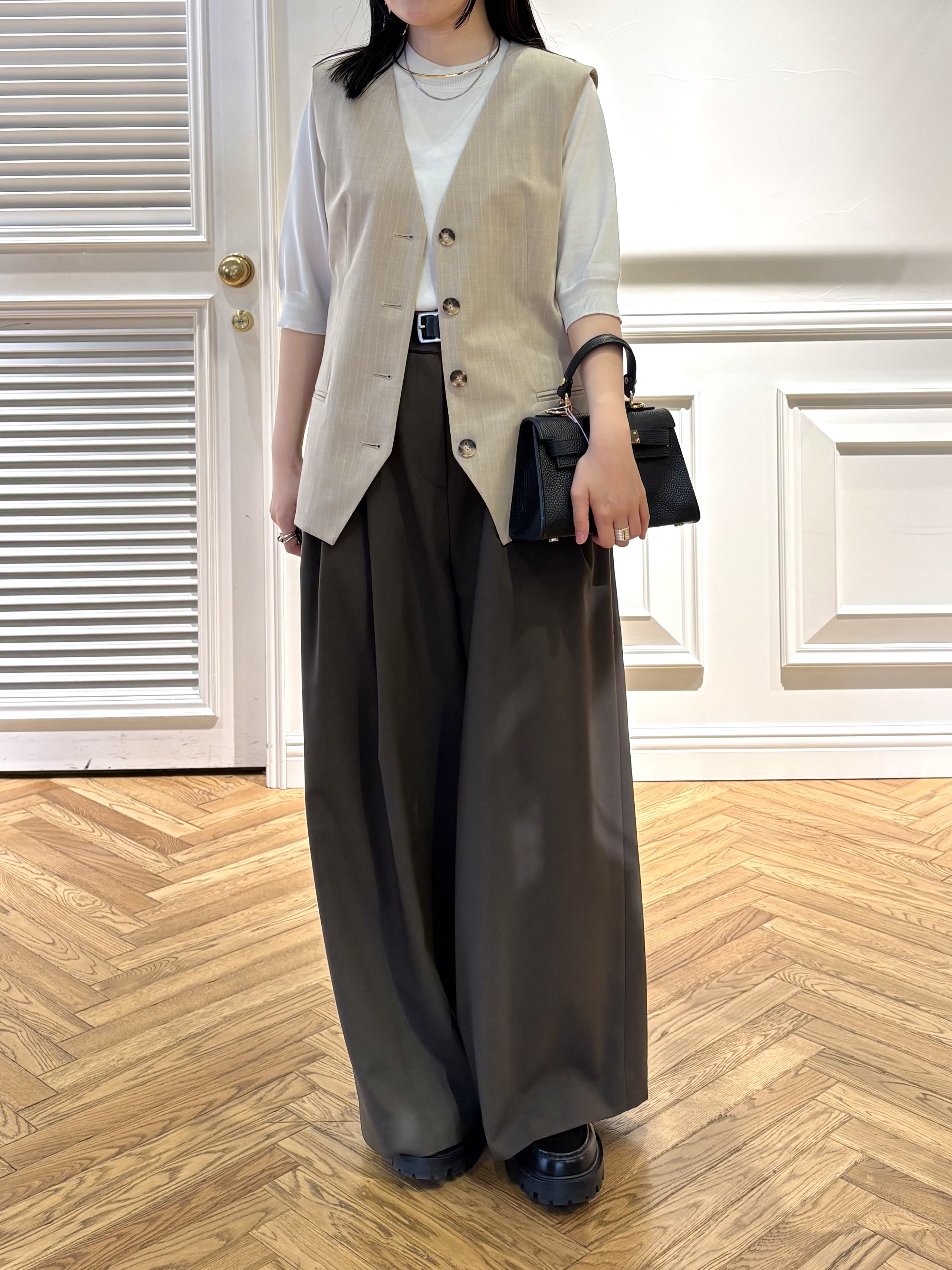 cocoさんの「DRESSTERIOR｜【ウォッシャブル】コットンシルクハーフスリーブニット」を使ったコーディネート