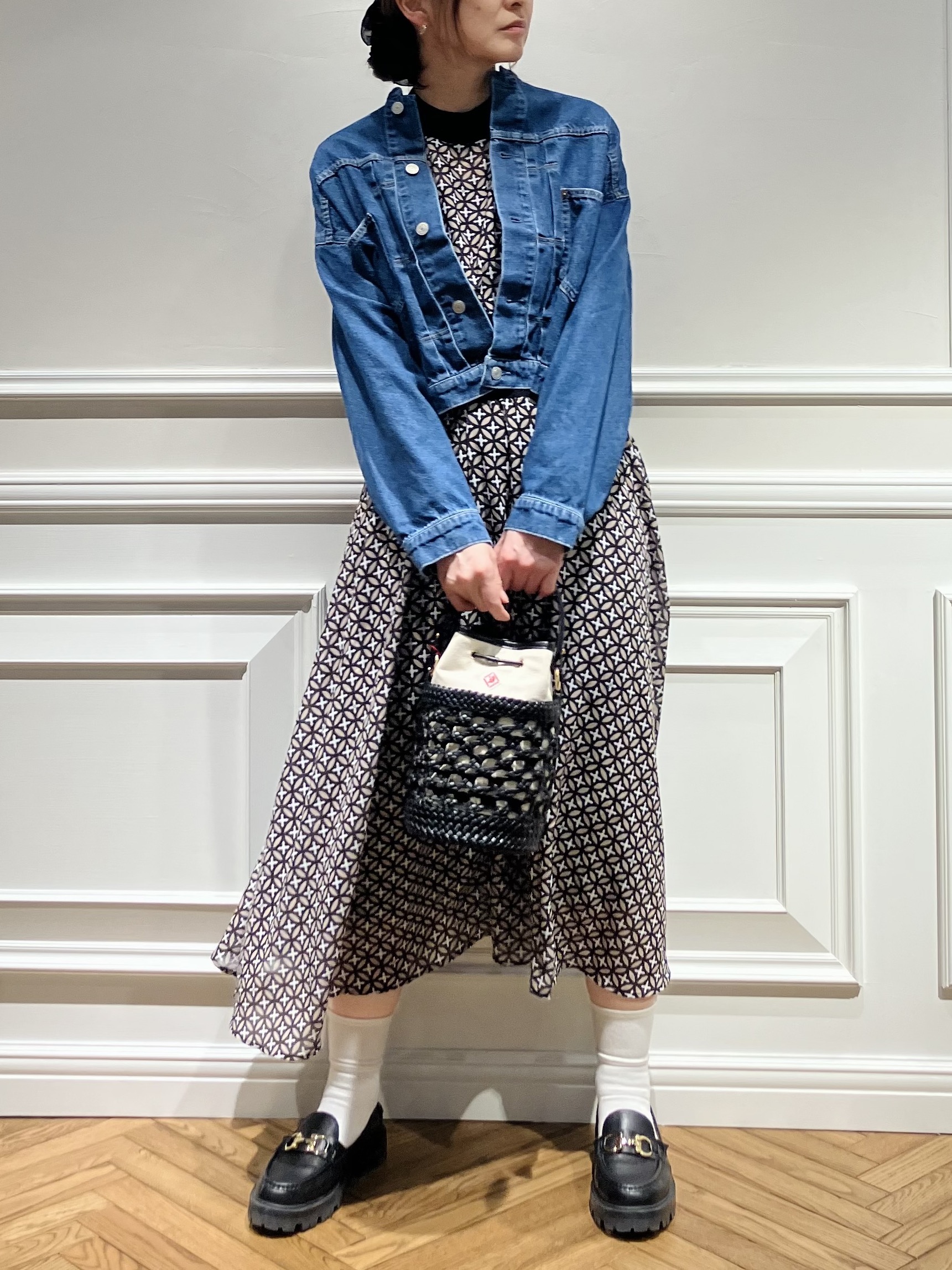 TSUKUIさんの「DRESSTERIOR｜【ウォッシャブル】ヴィンテージバンドカラーGジャン」を使ったコーディネート
