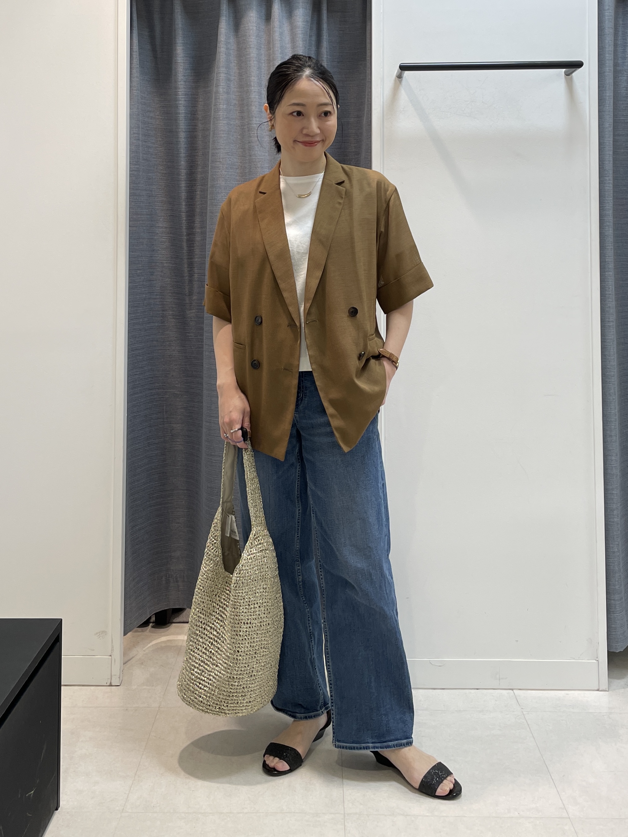 shihoさんの「INDIVI｜【洗える／メッシュ素材／SETUP可能】半袖シアージャケット」を使ったコーディネート