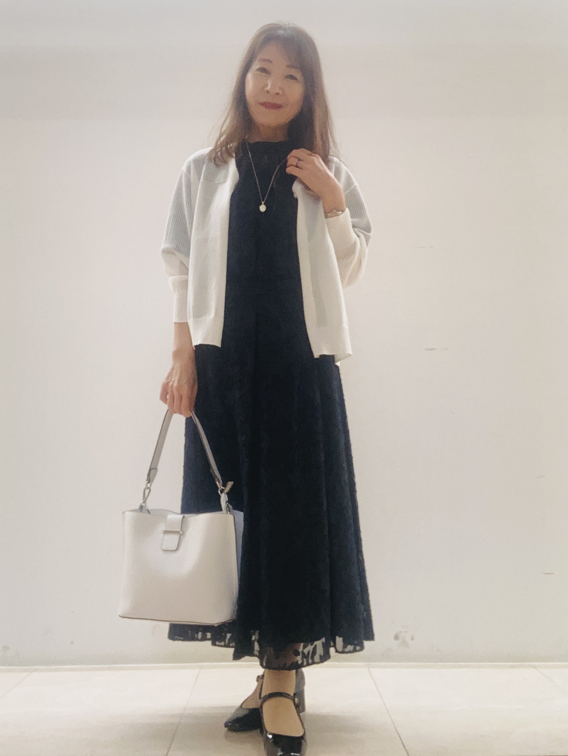 kurodaさんの「Reflect｜【選べる2柄／セットアップ可】プチスタンドカラーブラウス」を使ったコーディネート