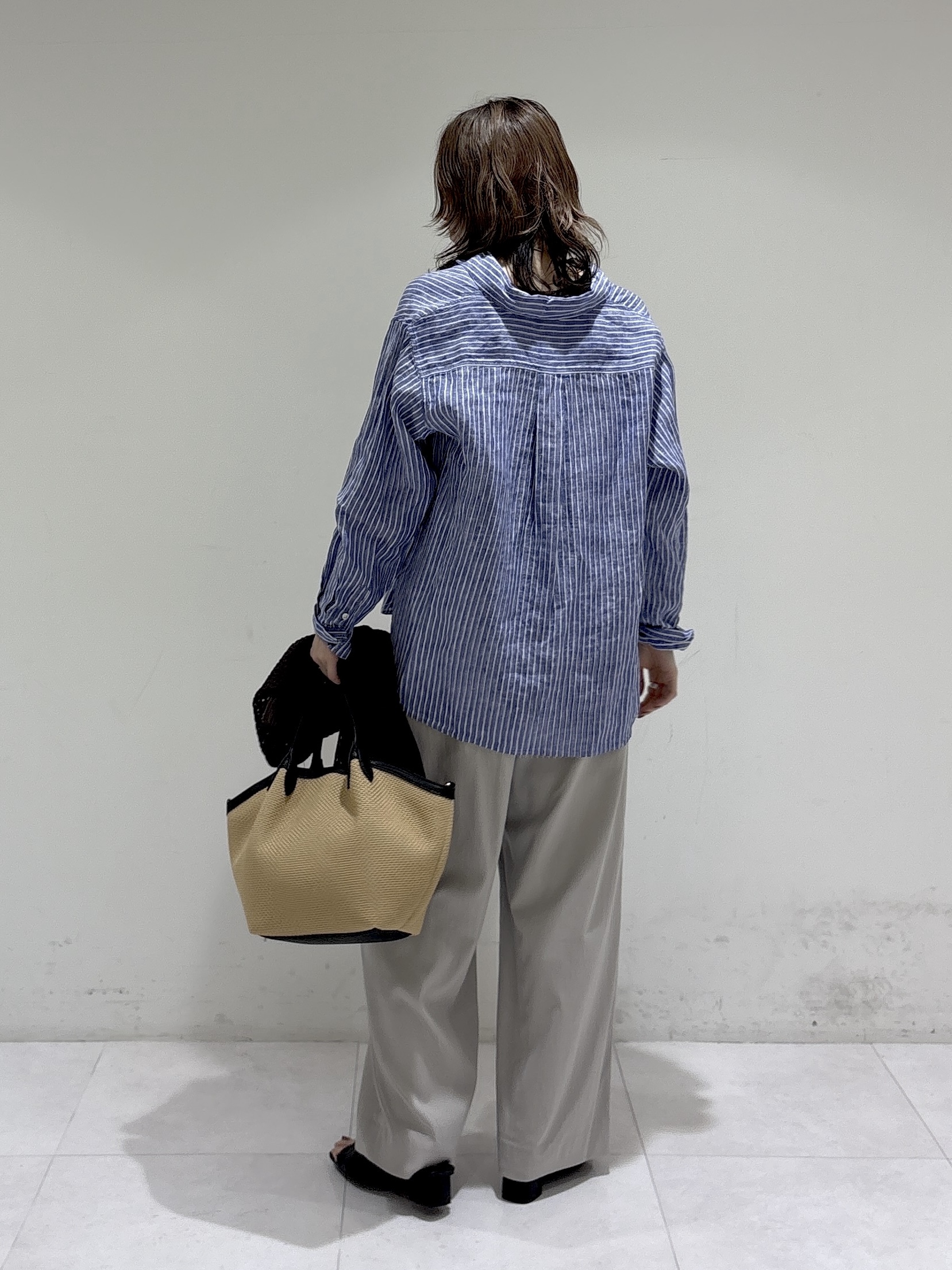 kotakiさんの「INDIVI｜【接触冷感／2WAY】カシュクールリネンシャツ」を使ったコーディネート