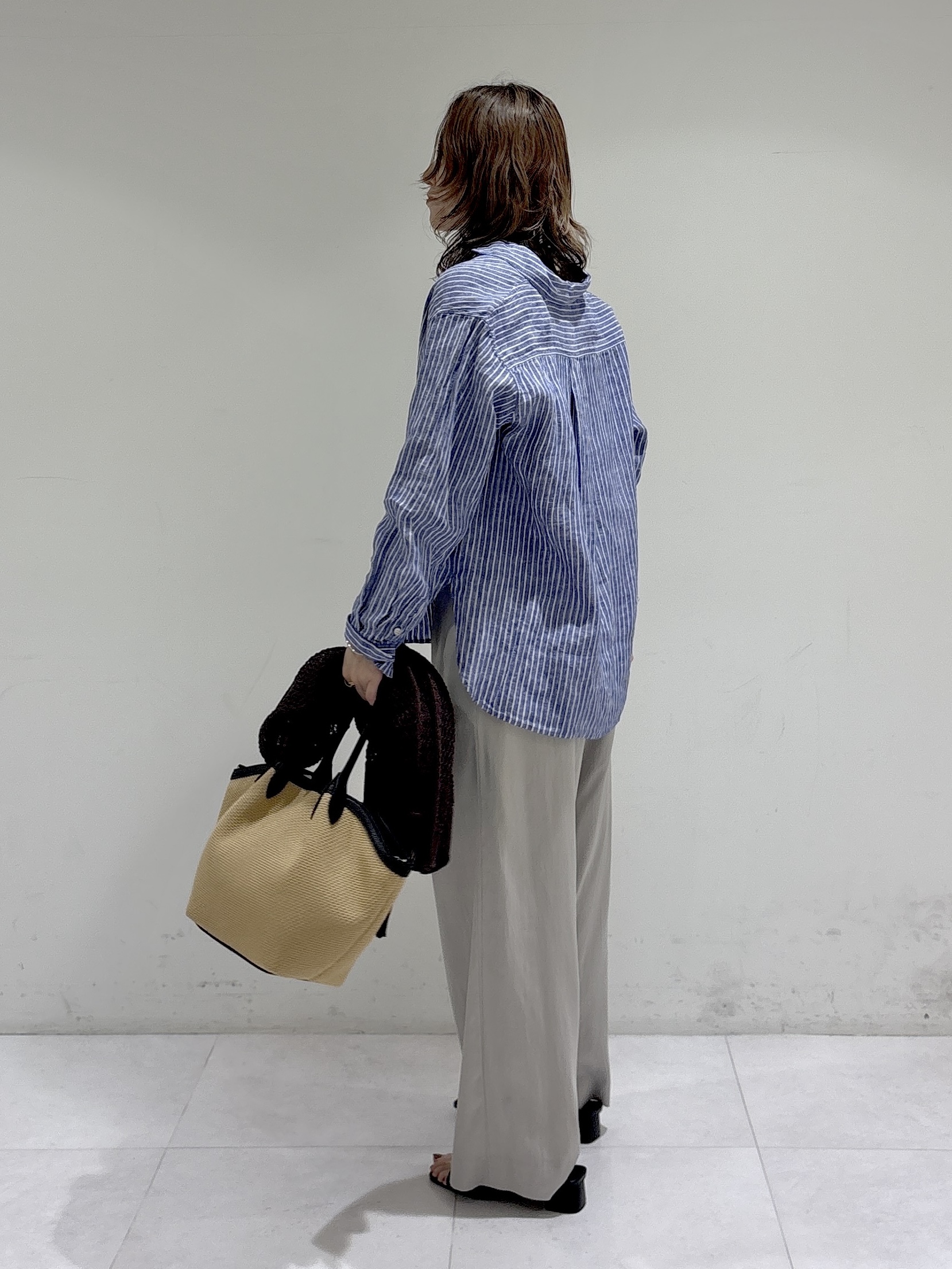 kotakiさんの「INDIVI｜【接触冷感／2WAY】カシュクールリネンシャツ」を使ったコーディネート