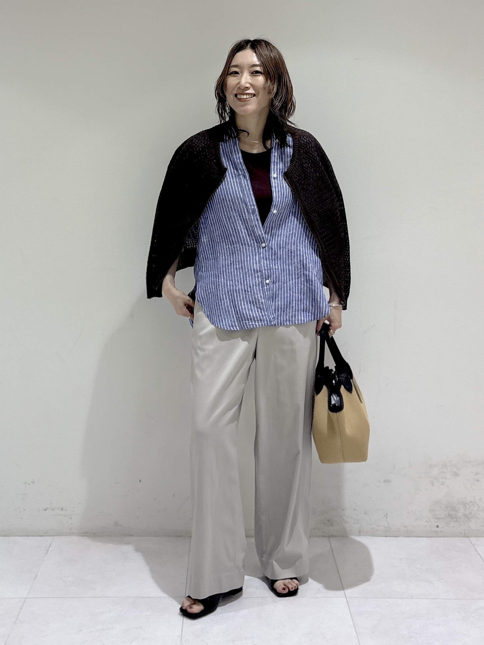 kotakiさんの「INDIVI｜【接触冷感／2WAY】カシュクールリネンシャツ」を使ったコーディネート