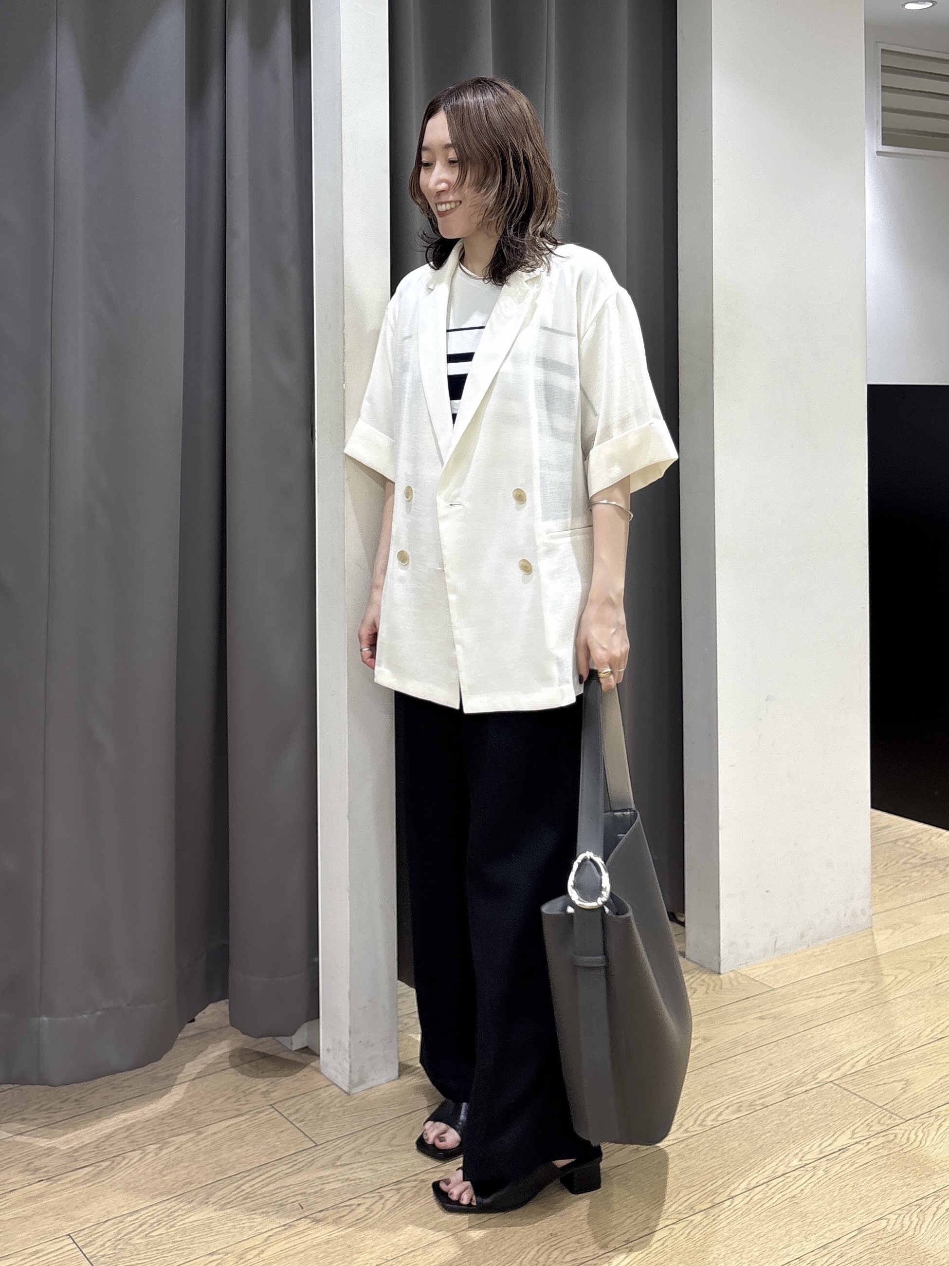 kotakiさんの「INDIVI｜【洗える／メッシュ素材／SETUP可能】半袖シアージャケット」を使ったコーディネート