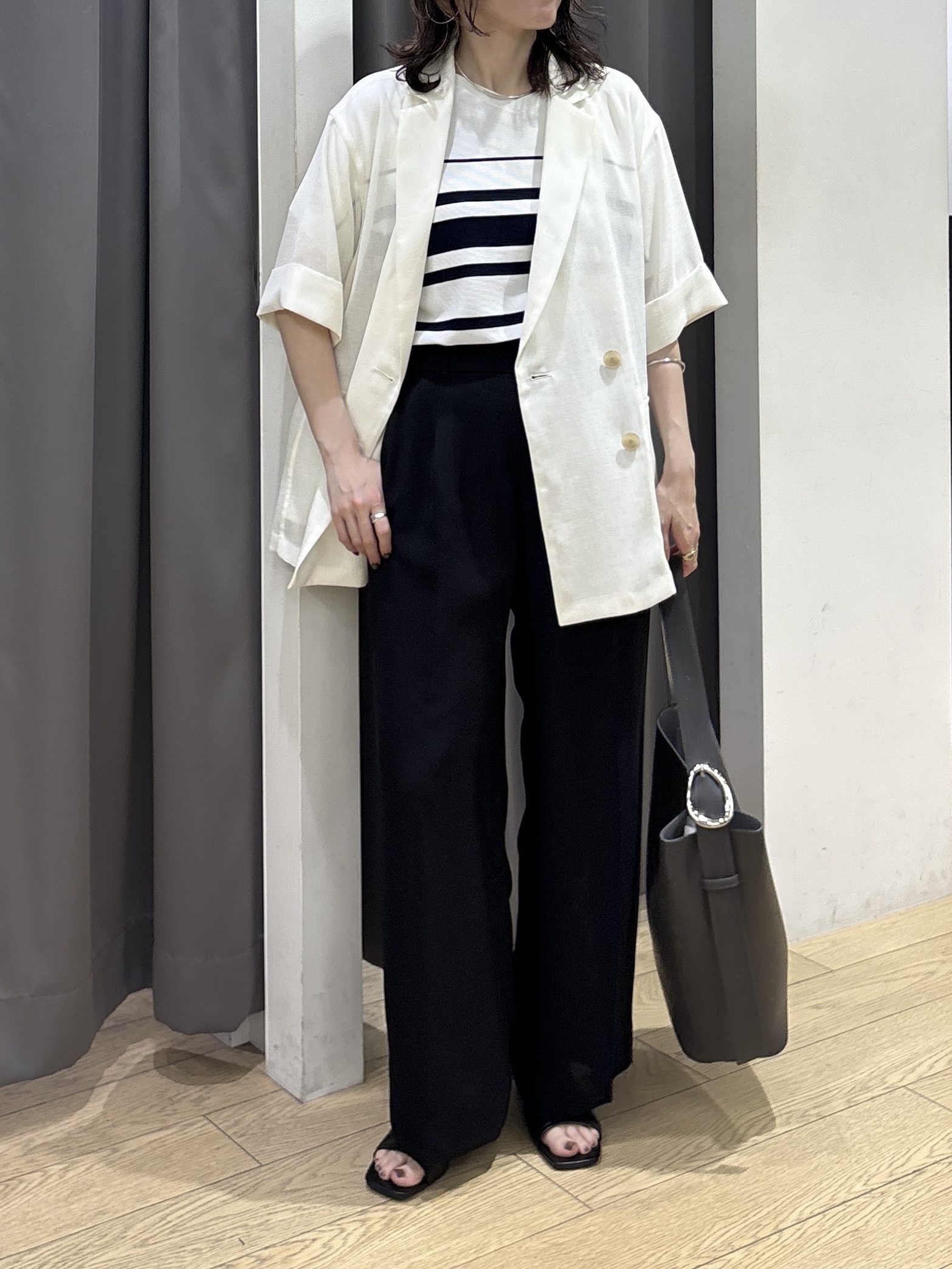kotakiさんの「INDIVI｜【洗える／メッシュ素材／SETUP可能】半袖シアージャケット」を使ったコーディネート