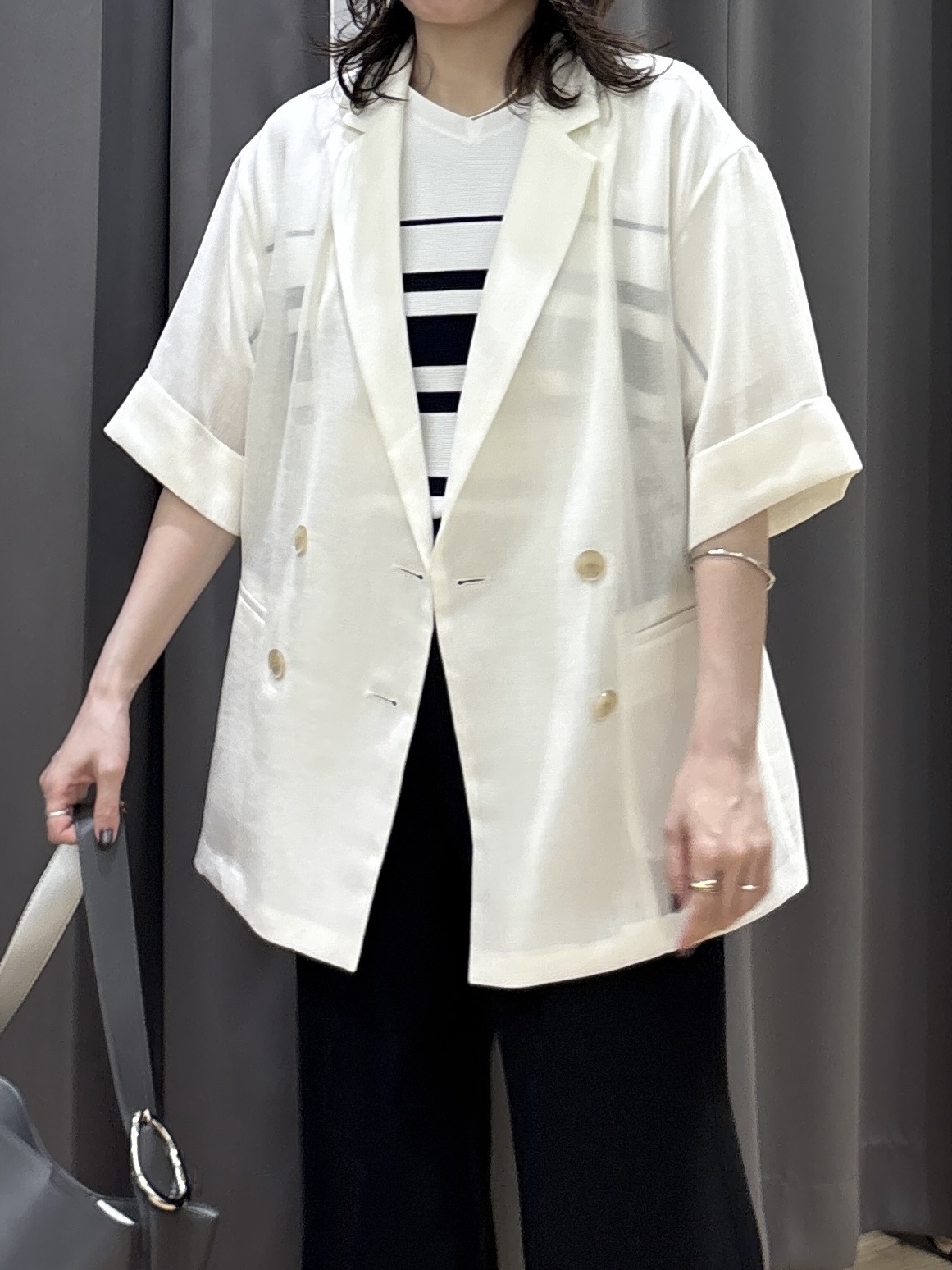 kotakiさんの「INDIVI｜【洗える／メッシュ素材／SETUP可能】半袖シアージャケット」を使ったコーディネート