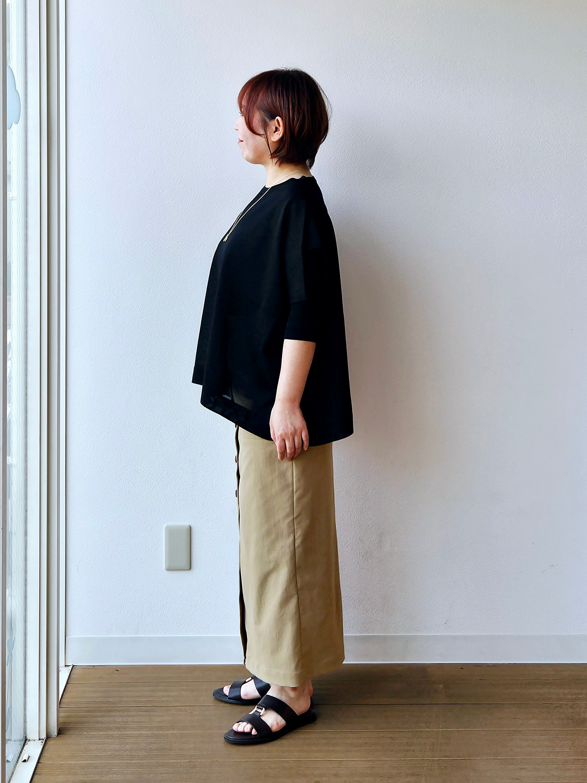 やじまさんの「UNTITLED｜【アンサンブル可/洗える】シアーレーヨンニット」を使ったコーディネート