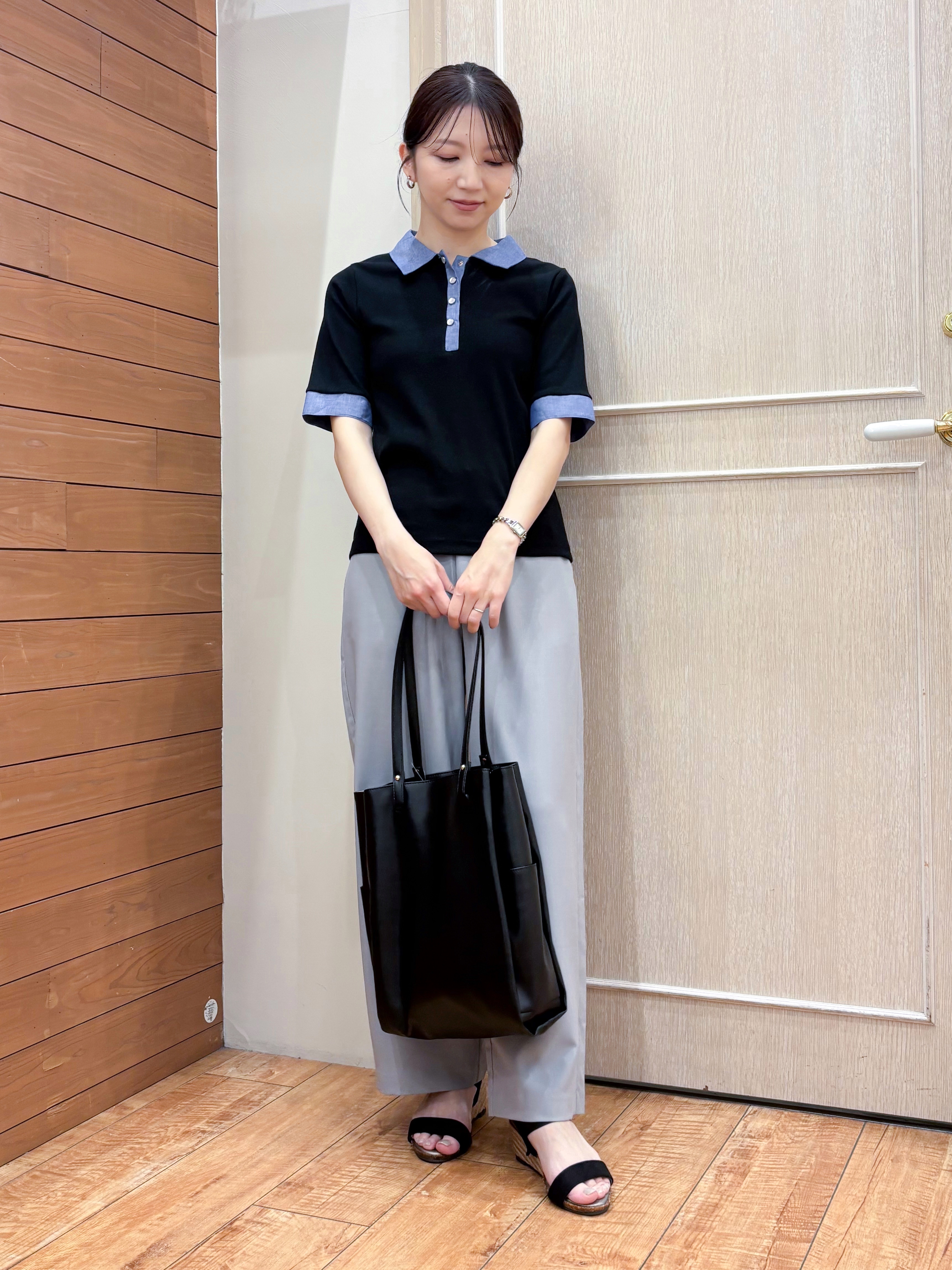 なみさんの「SHOO･LA･RUE｜【洗濯機可/S-LL】シャツレイヤード風 テレコポロトップス」を使ったコーディネート