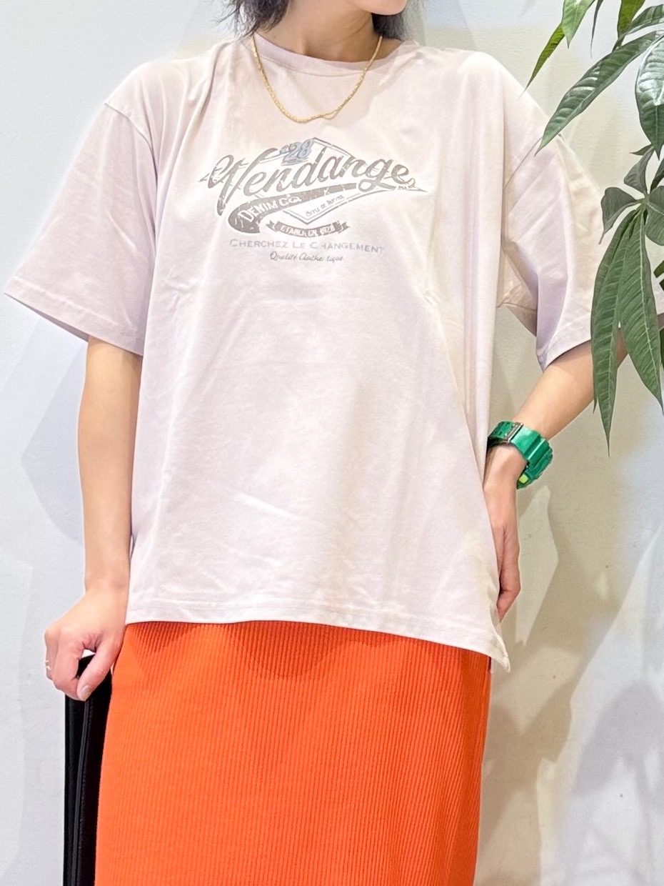 misakiさんの「SHOO･LA･RUE｜【ひんやり/S-LL/洗濯機可】選べる3柄 ヴィンテージ風こなれアソートTシャツ」を使ったコーディネート