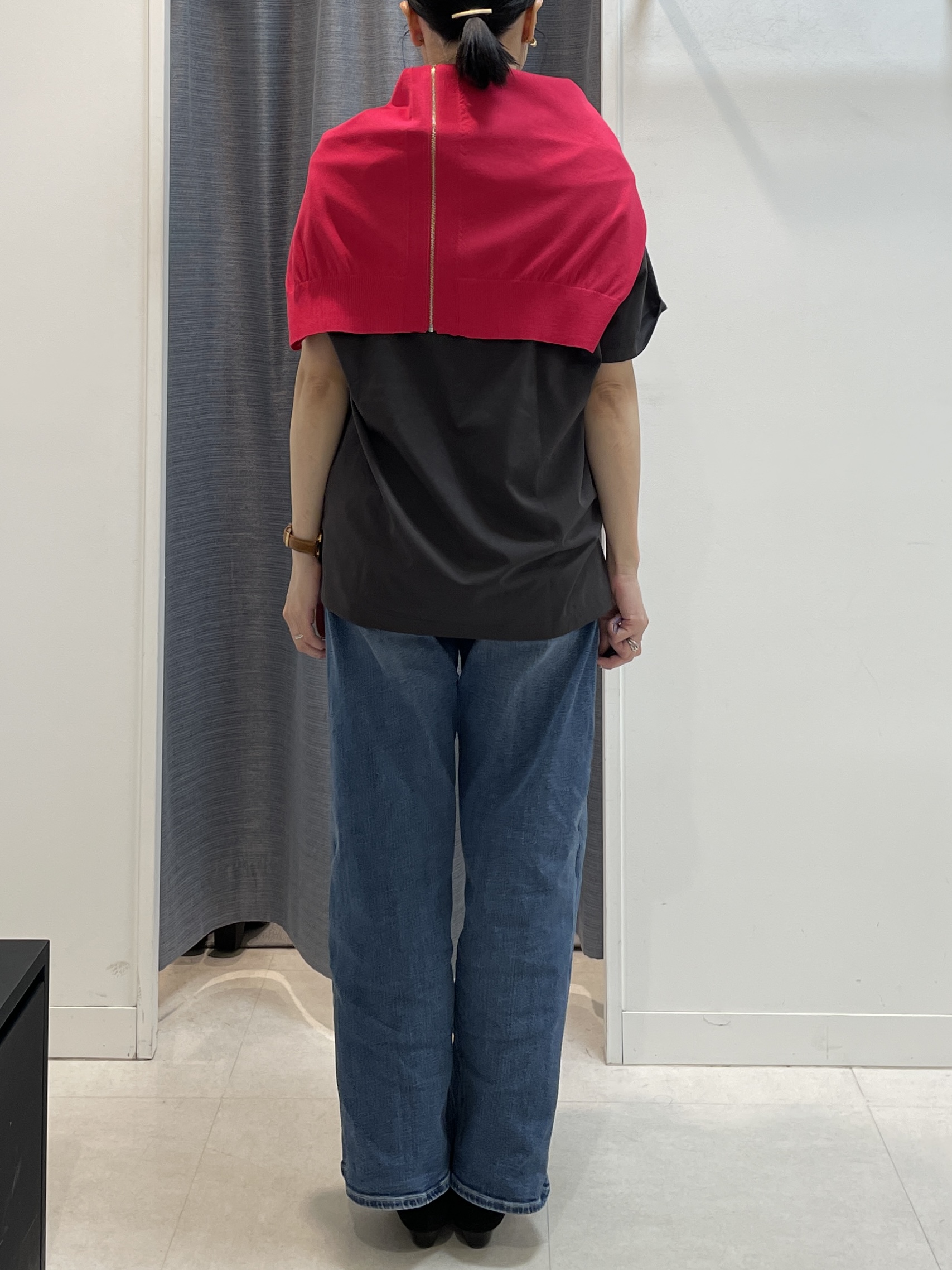 shihoさんの「INDIVI｜【古畑星夏さん着用/ロゴ/プリント】グラフィックTシャツ」を使ったコーディネート
