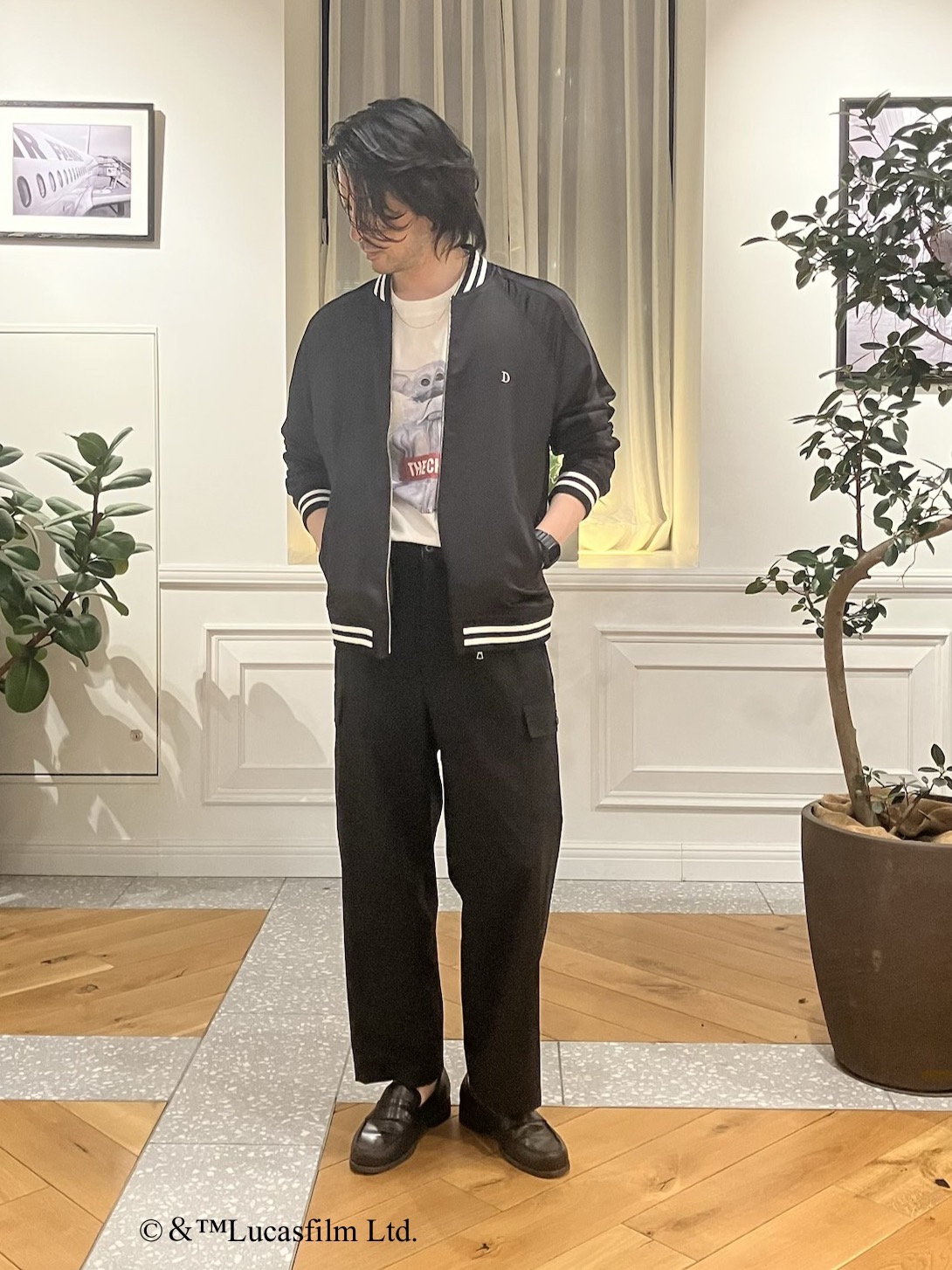 junyaさんの「DRESSTERIOR｜【MonoMax4月号掲載】ピストルラビット スカジャン」を使ったコーディネート