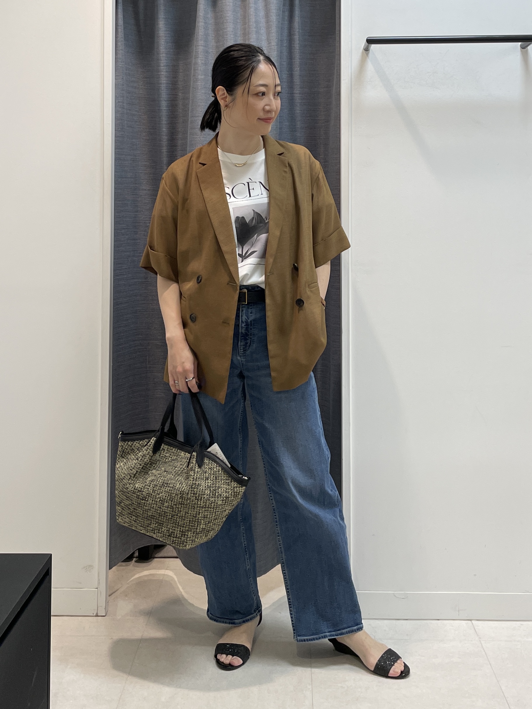 shihoさんの「INDIVI｜【洗える／メッシュ素材／SETUP可能】半袖シアージャケット」を使ったコーディネート