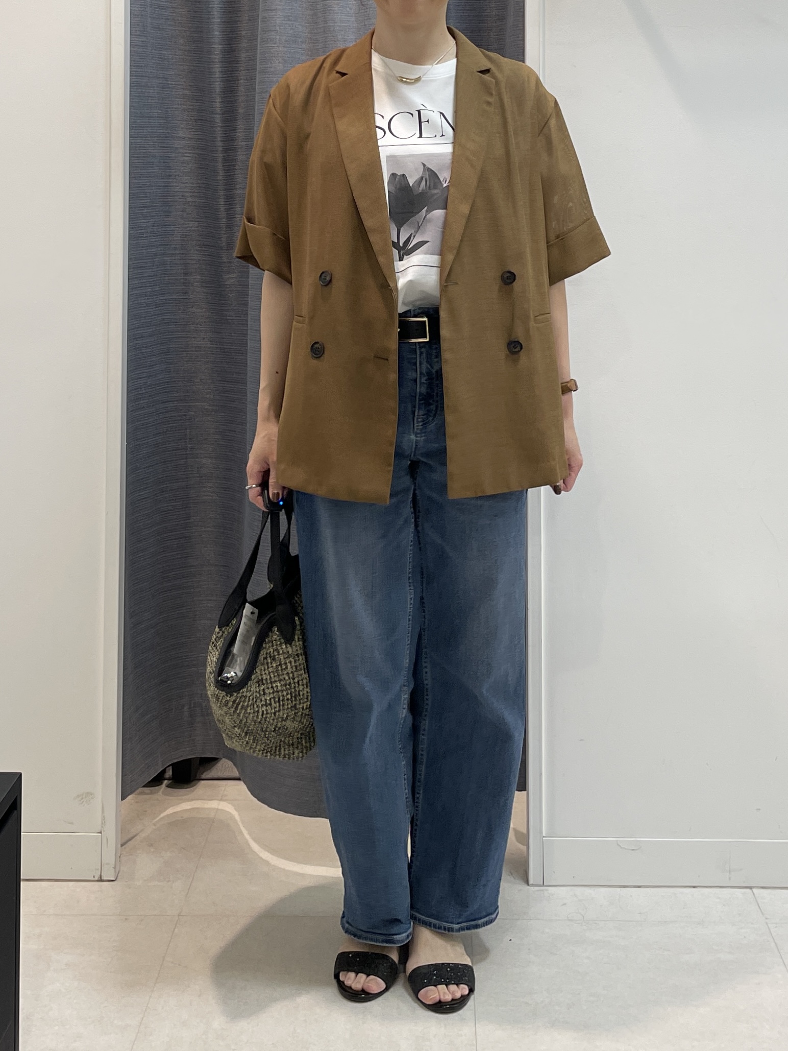 shihoさんの「INDIVI｜【洗える／メッシュ素材／SETUP可能】半袖シアージャケット」を使ったコーディネート