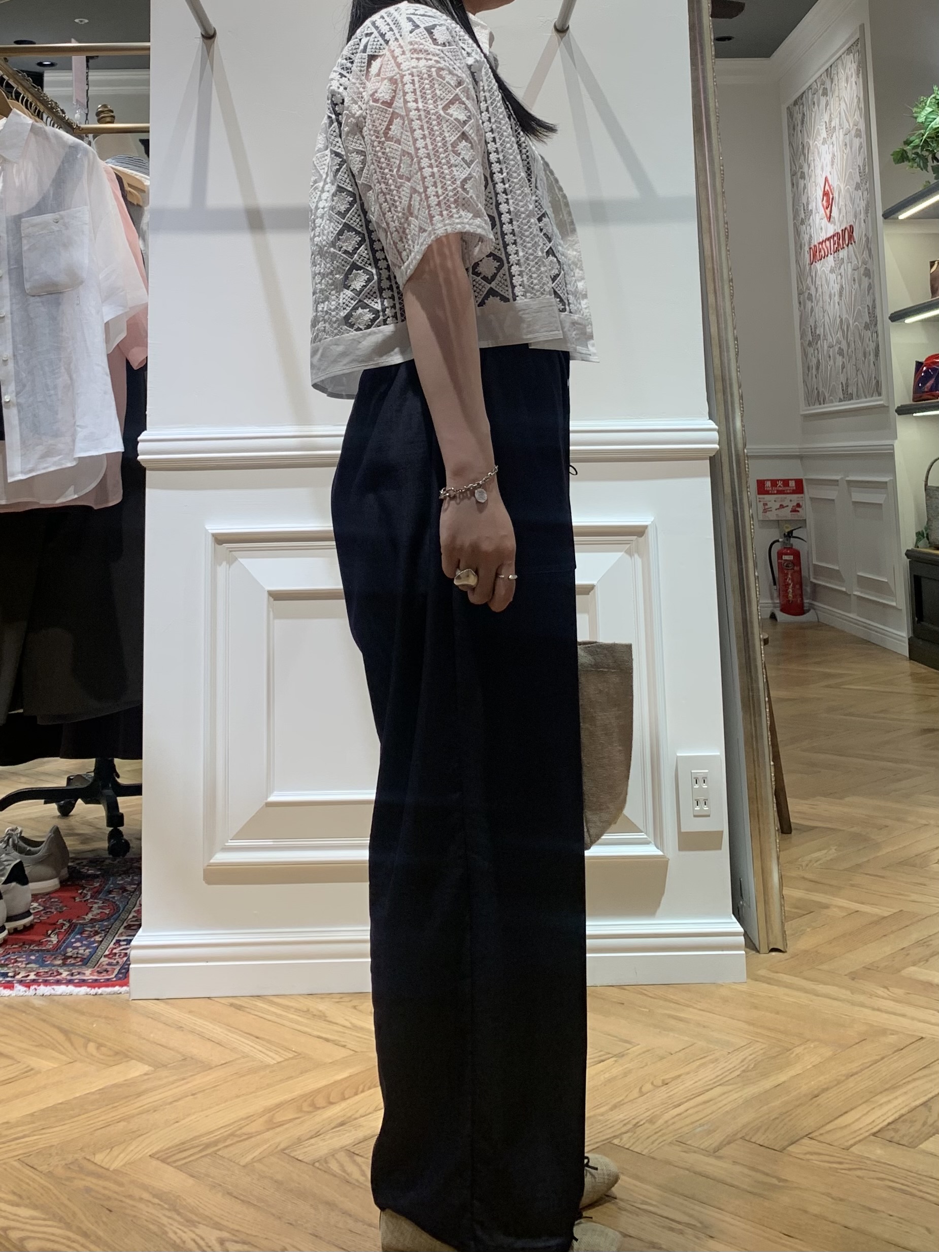 SAKAIさんの「DRESSTERIOR｜【ウォッシャブル】フレンチスリーブ コンビネゾン」を使ったコーディネート