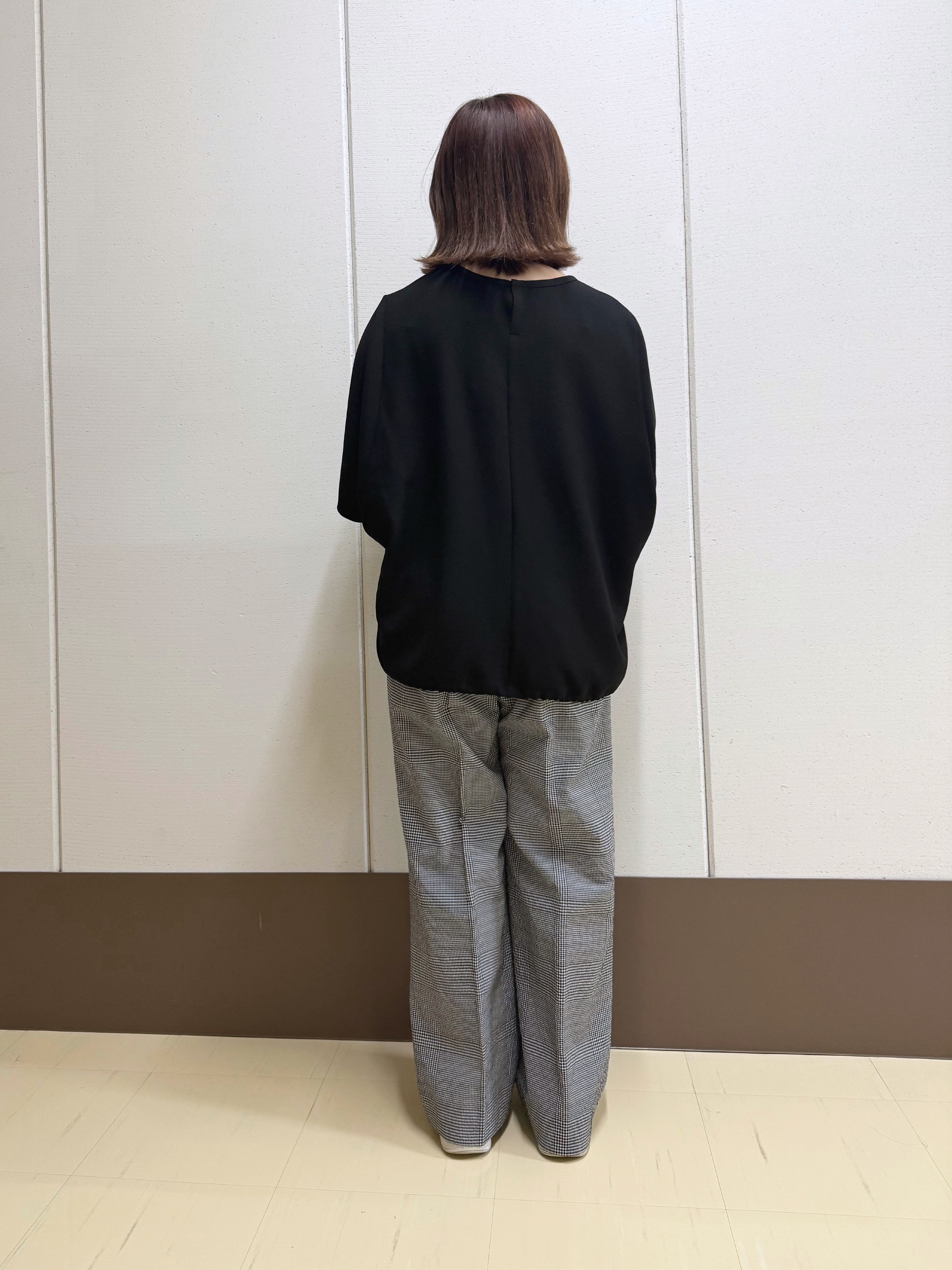 Rikoさんの「INDIVI｜【洗える／2WAY／裾ドロスト付き】 ドルマンスリーブチュニックトップス」を使ったコーディネート