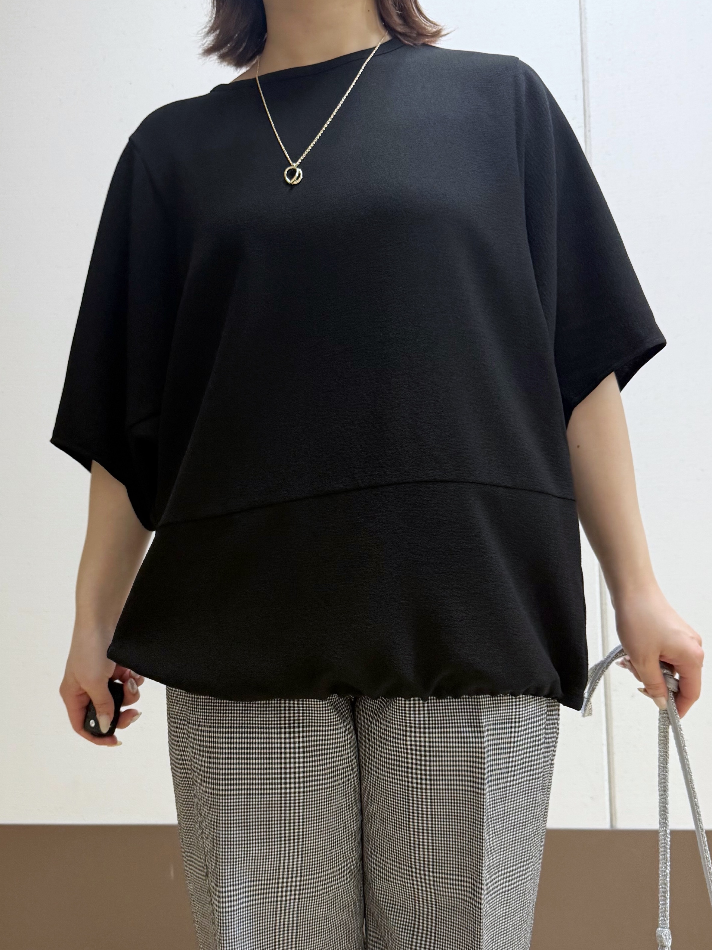 Rikoさんの「INDIVI｜【洗える／2WAY／裾ドロスト付き】 ドルマンスリーブチュニックトップス」を使ったコーディネート