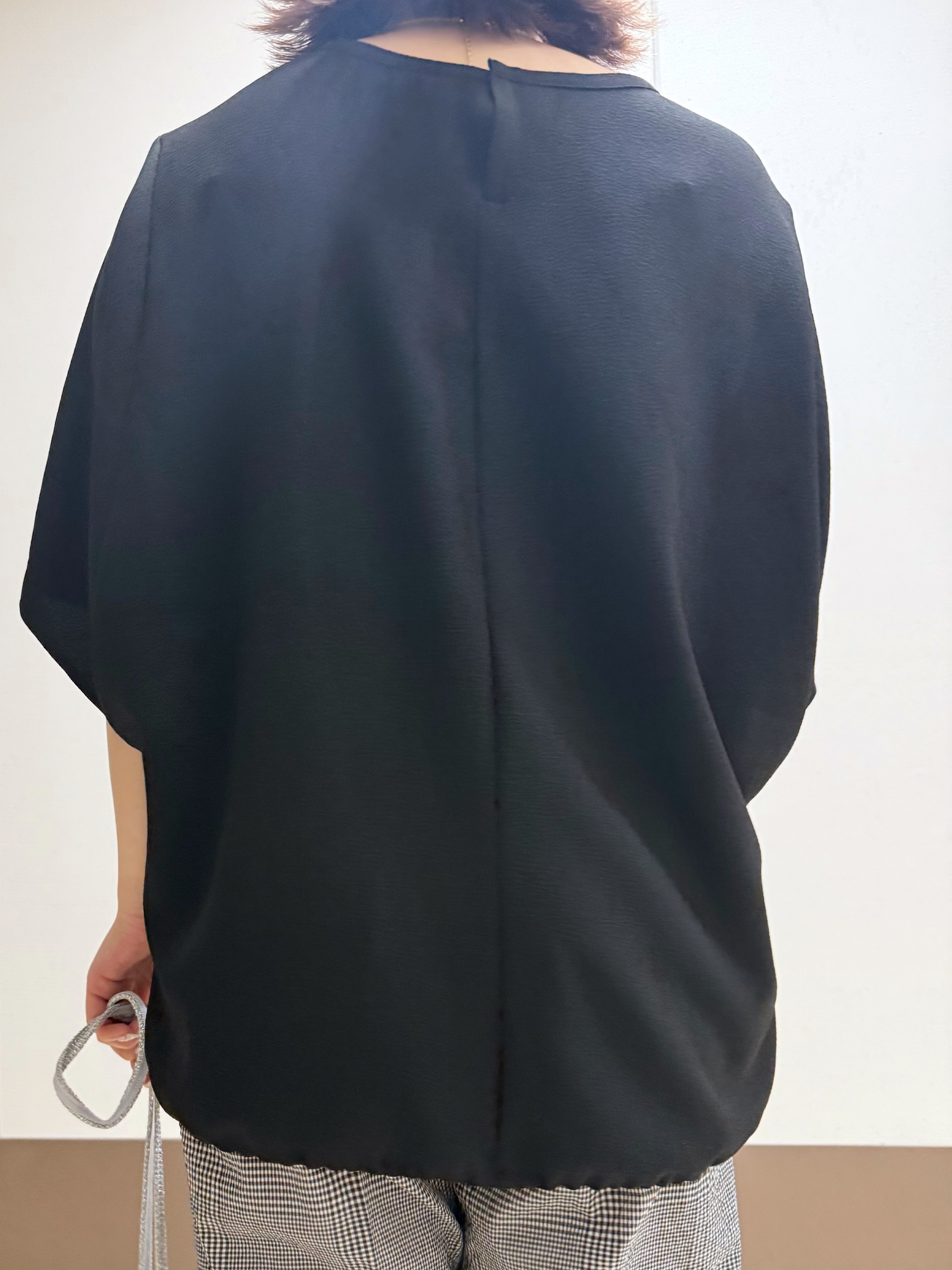 Rikoさんの「INDIVI｜【洗える／2WAY／裾ドロスト付き】 ドルマンスリーブチュニックトップス」を使ったコーディネート