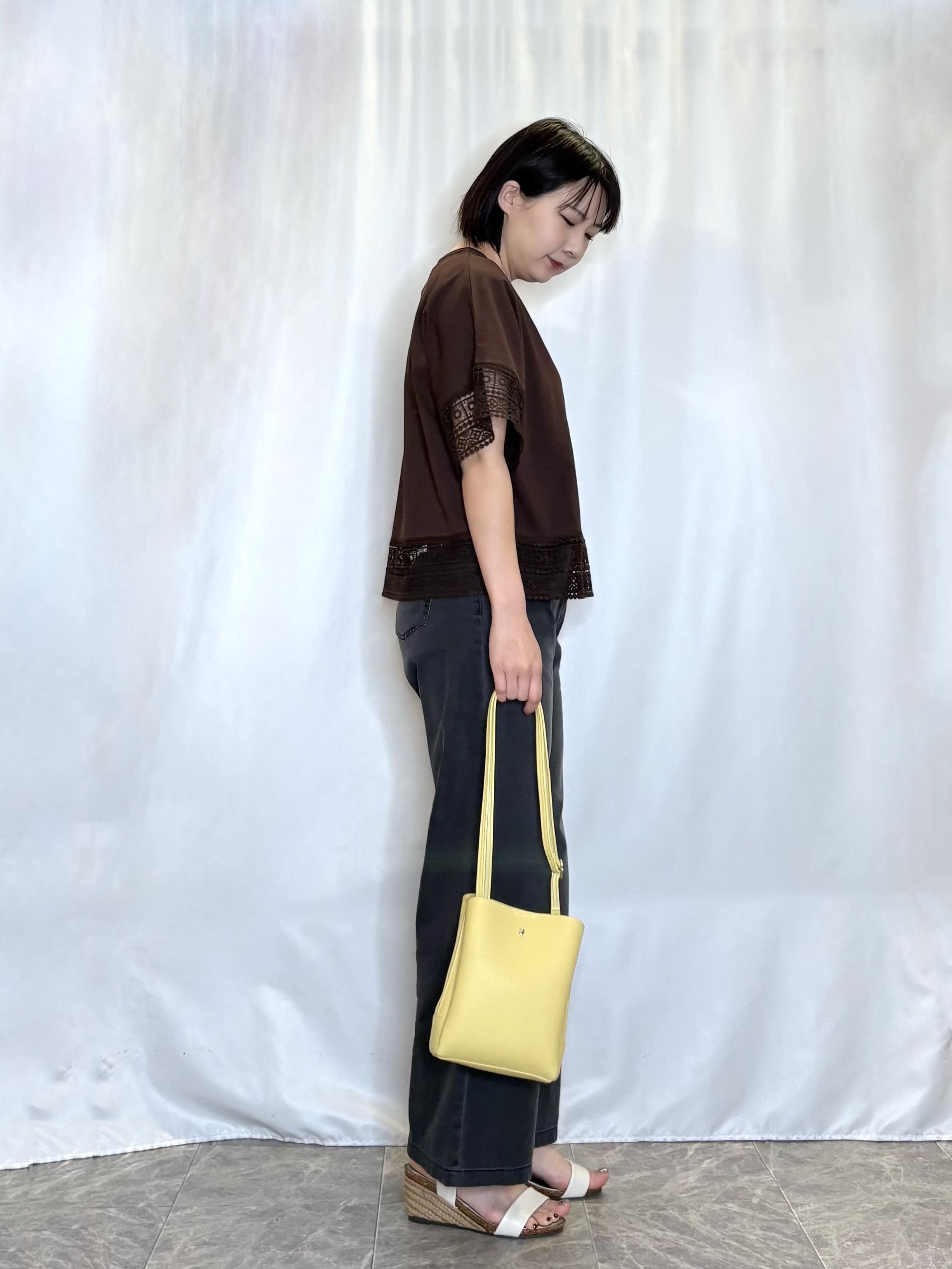 ネリさんの「SHOO･LA･RUE｜【洗濯機可/ひんやり/体型カバー/S-LL】レース使いがポイント デザインTシャツ」を使ったコーディネート