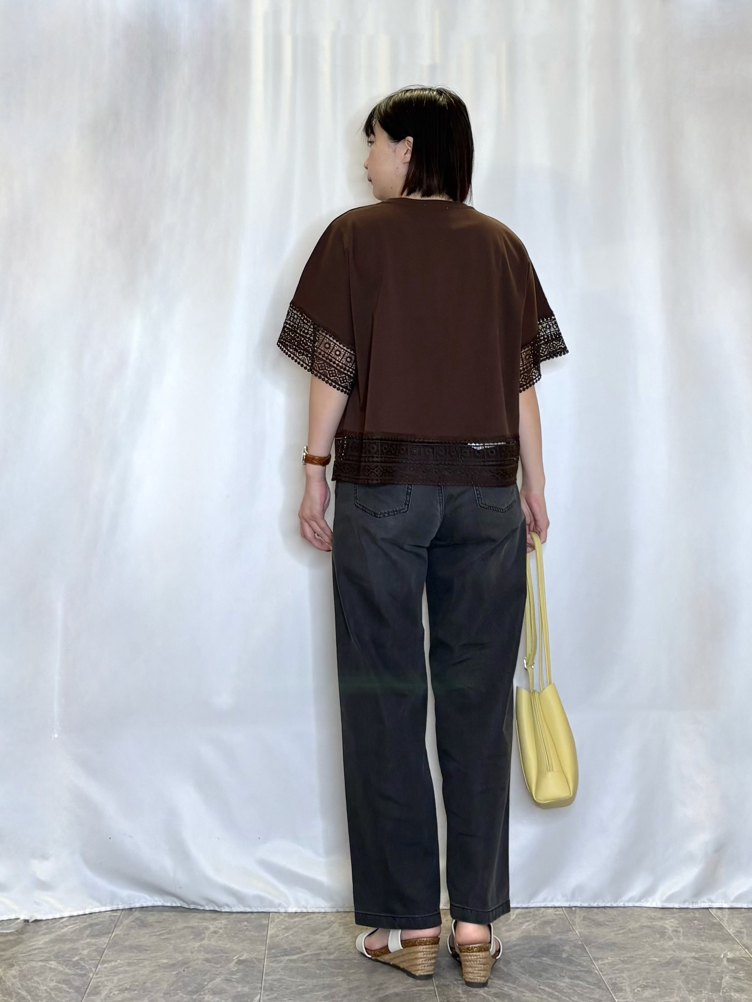 ネリさんの「SHOO･LA･RUE｜【洗濯機可/ひんやり/体型カバー/S-LL】レース使いがポイント デザインTシャツ」を使ったコーディネート